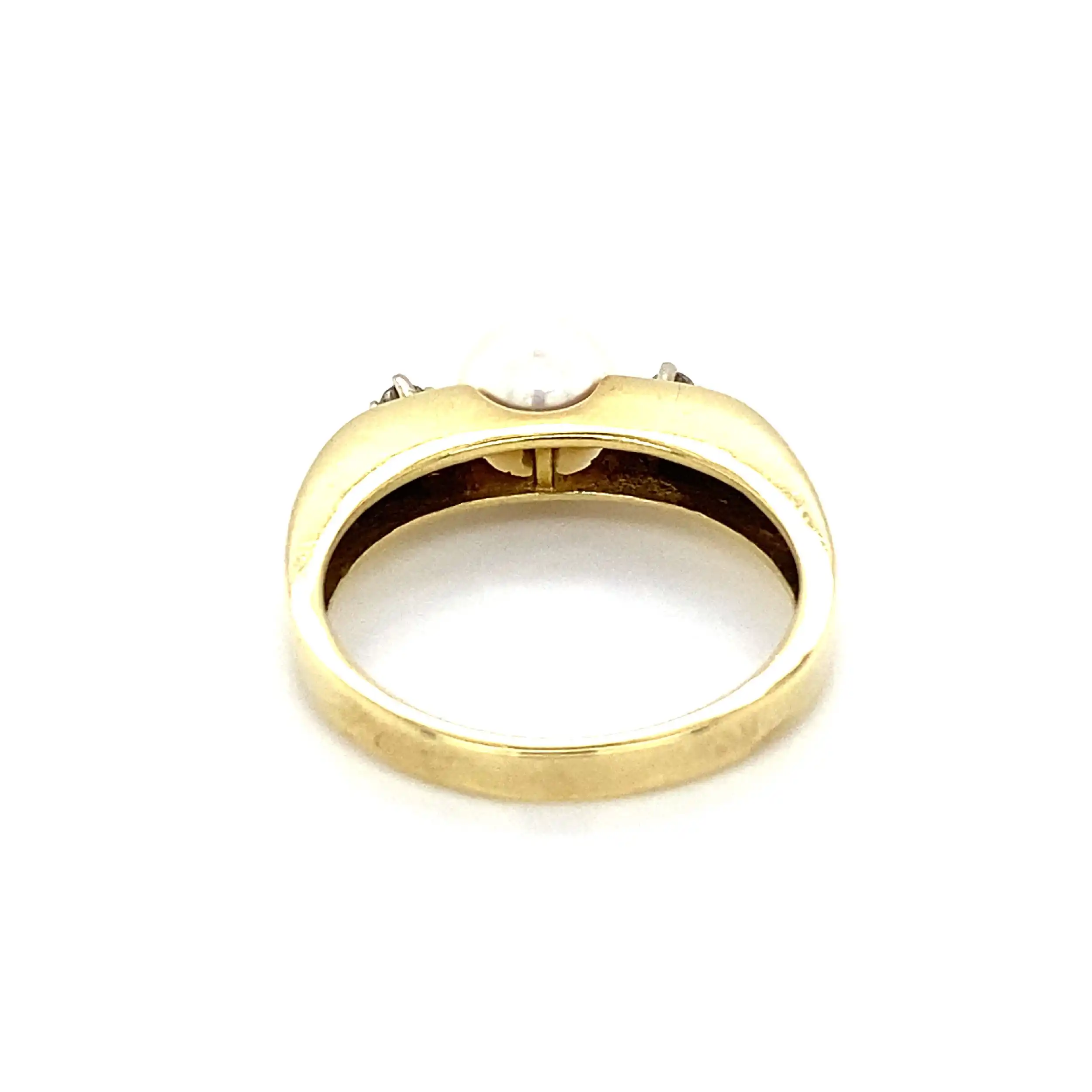 Ring Bicolor mit Perle und Brillanten Ring Bicolor mit Perle und Brillanten