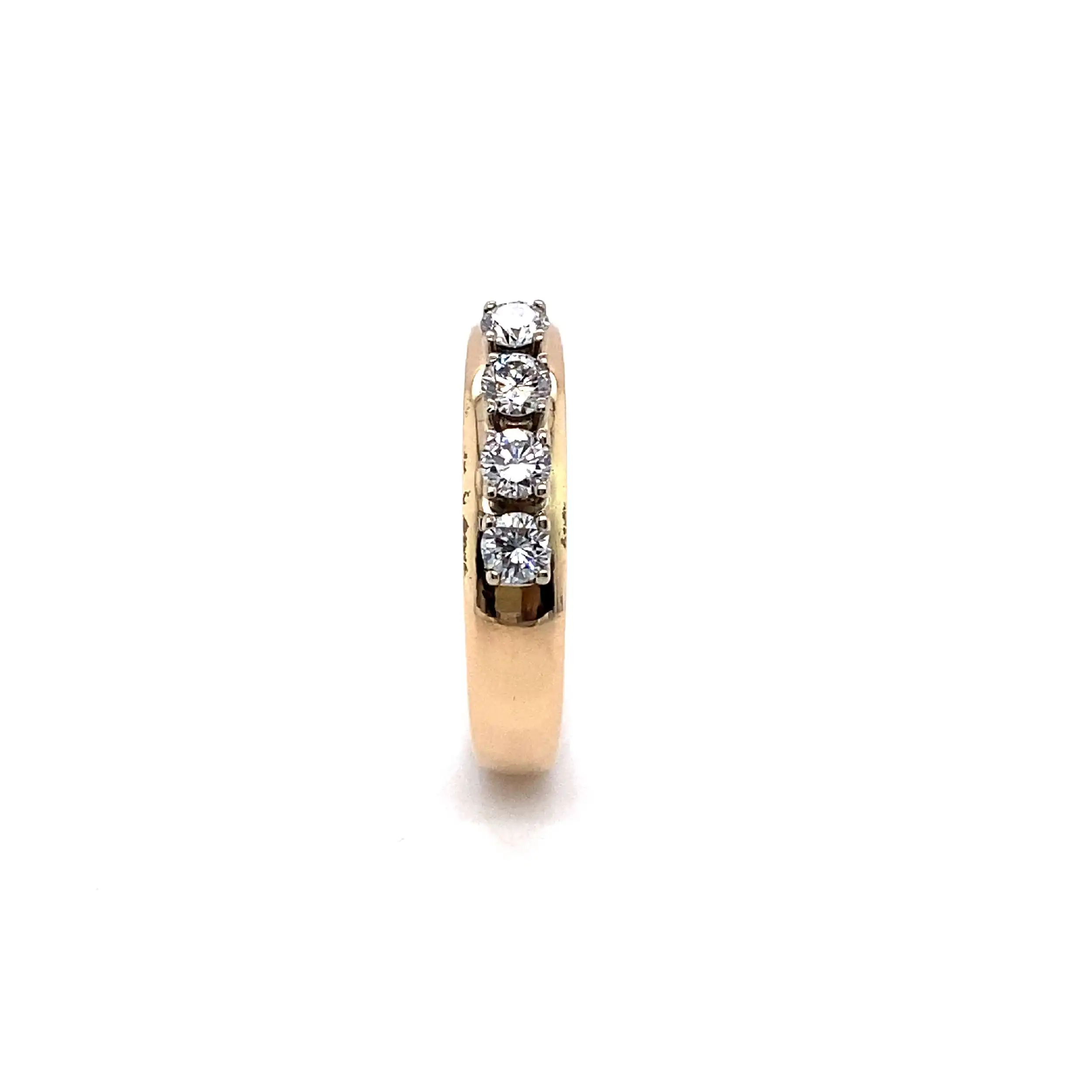 Ring Rotgold mit Brillanten Ring Rotgold mit Brillanten