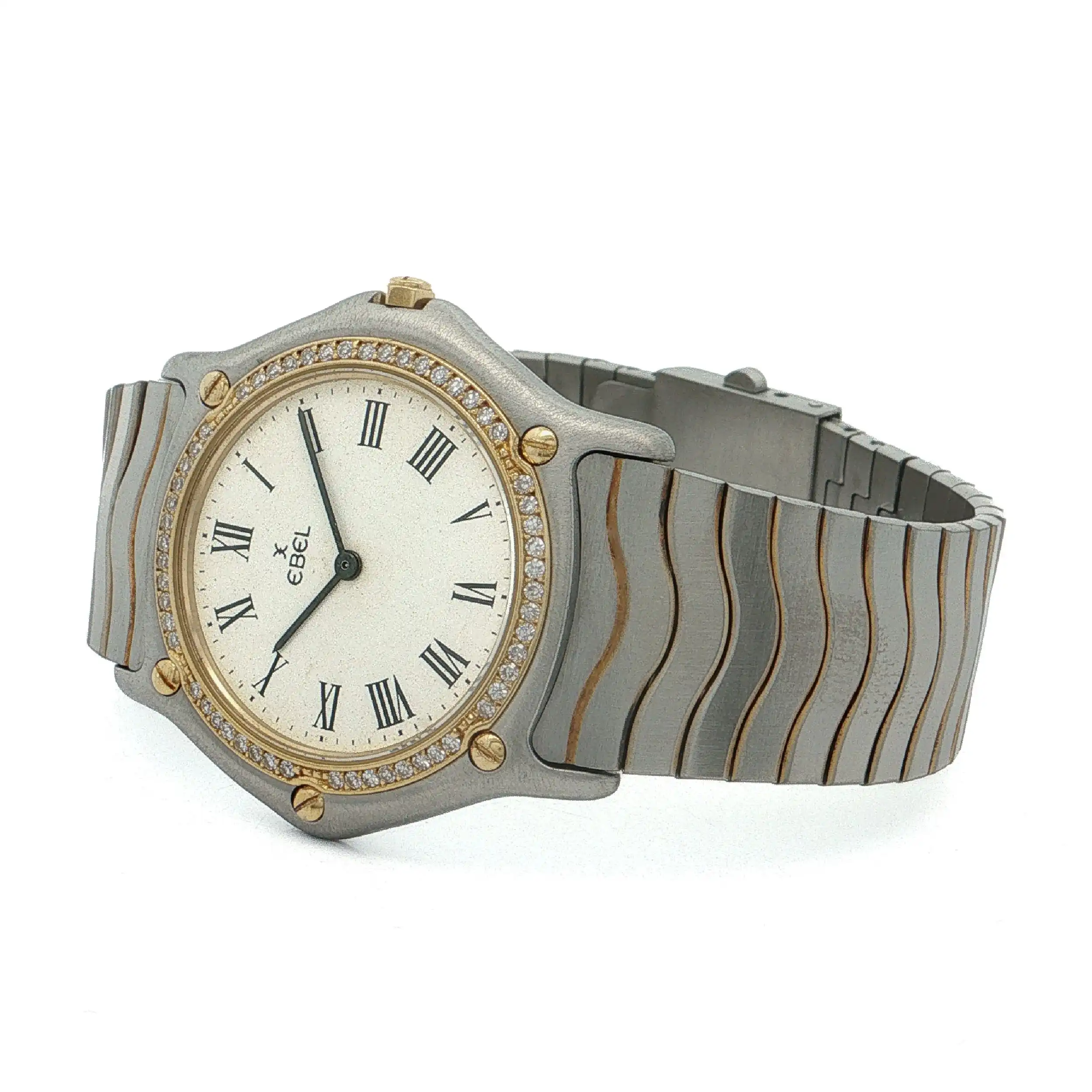 Damenuhr Ebel Sport Wave mit Diamant Lünette Damenuhr Ebel Sport Wave mit Diamant Lünette