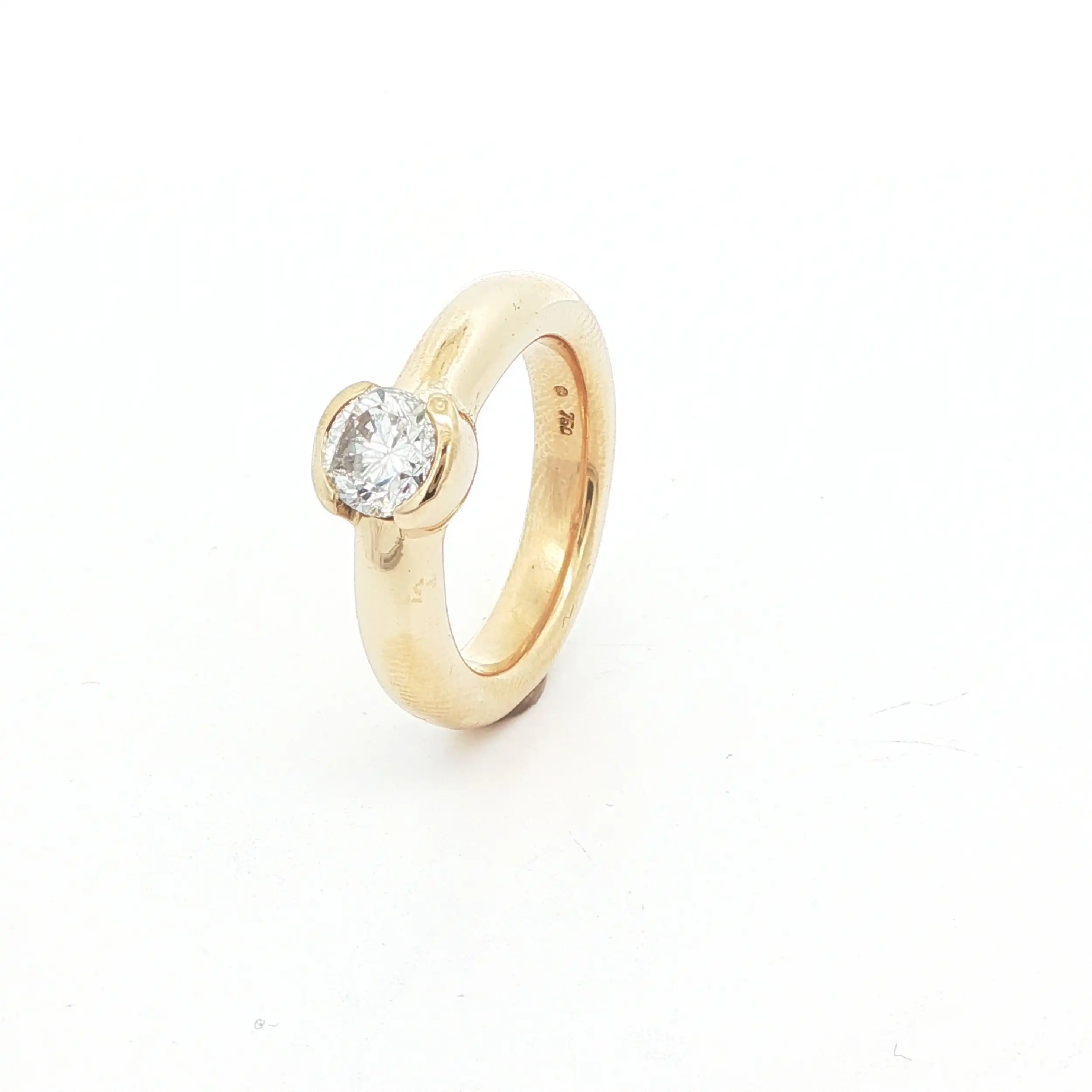 Ring Gelbgold mit Brillant Solitär Ring Gelbgold mit Brillant Solitär