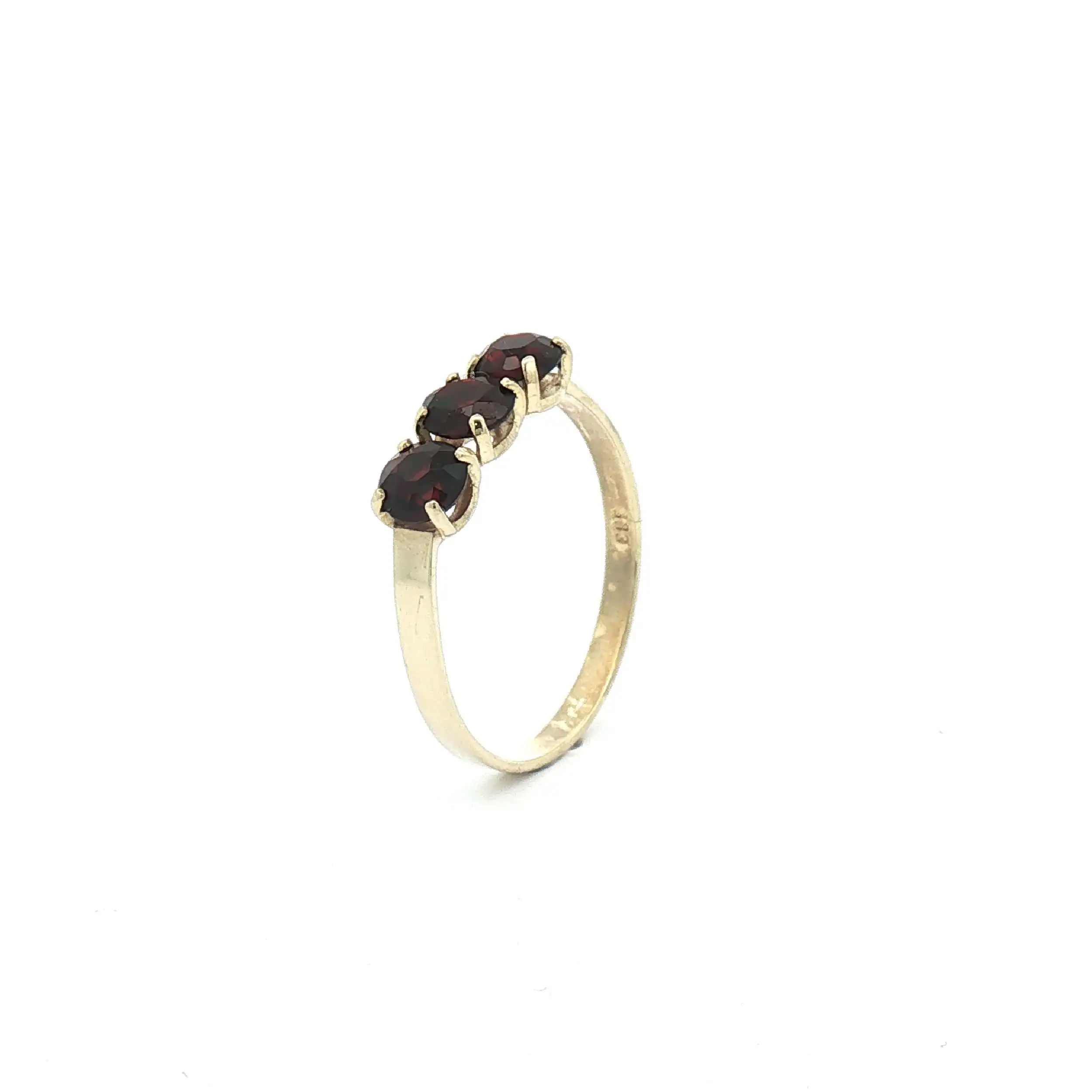 Ring Gelbgold mit Granat