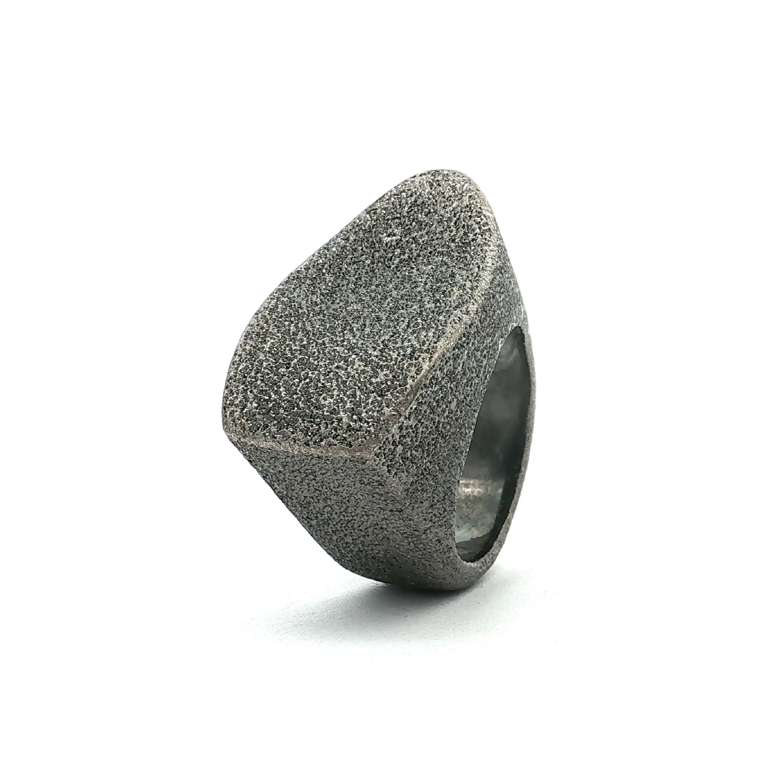 Ring Silber geschwärzt gehämmert