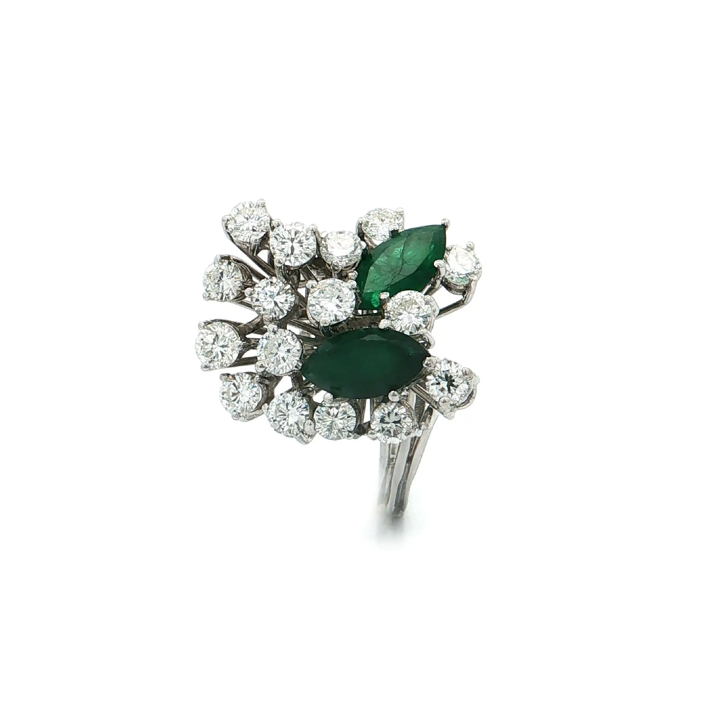 Ring Weißgold mit Brillanten und Smaragden