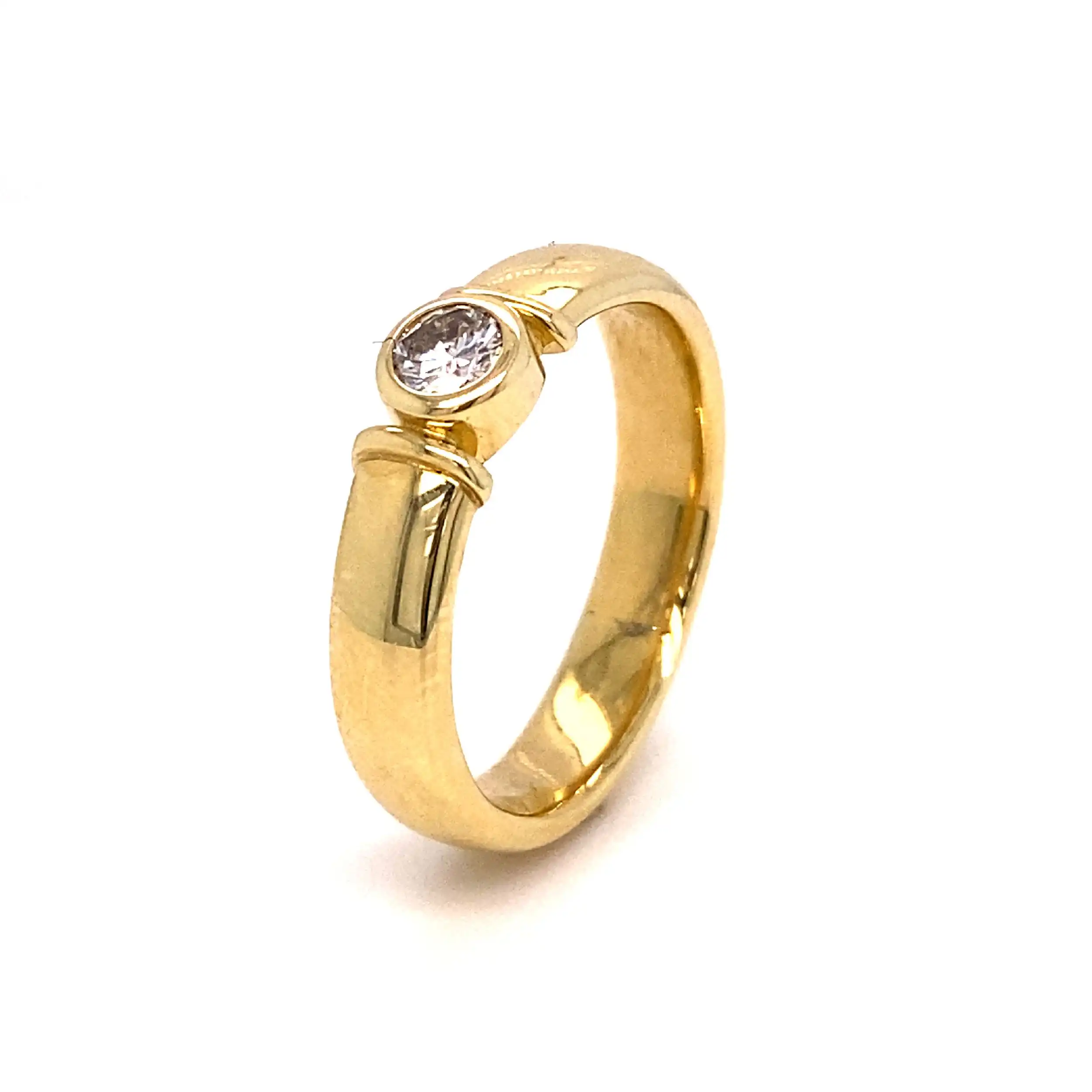 Ring mit Solitär Brillant Ring mit Solitär Brillant