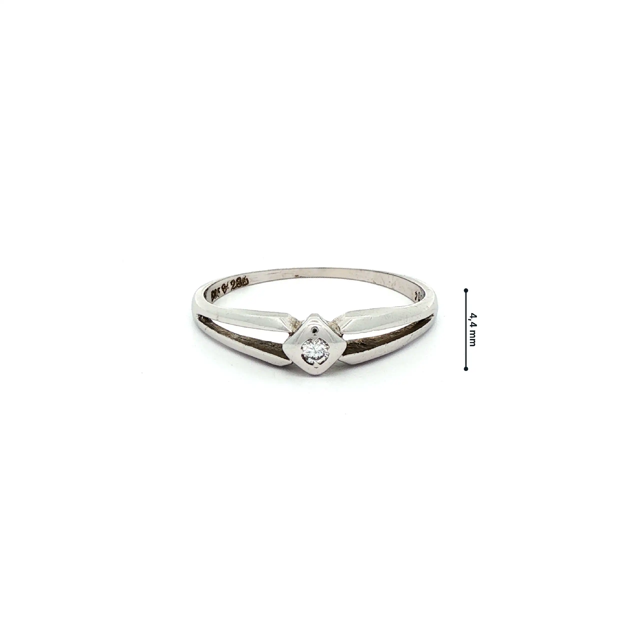 Ring Weißgold mit Brillant graviert mit 0,04ct
