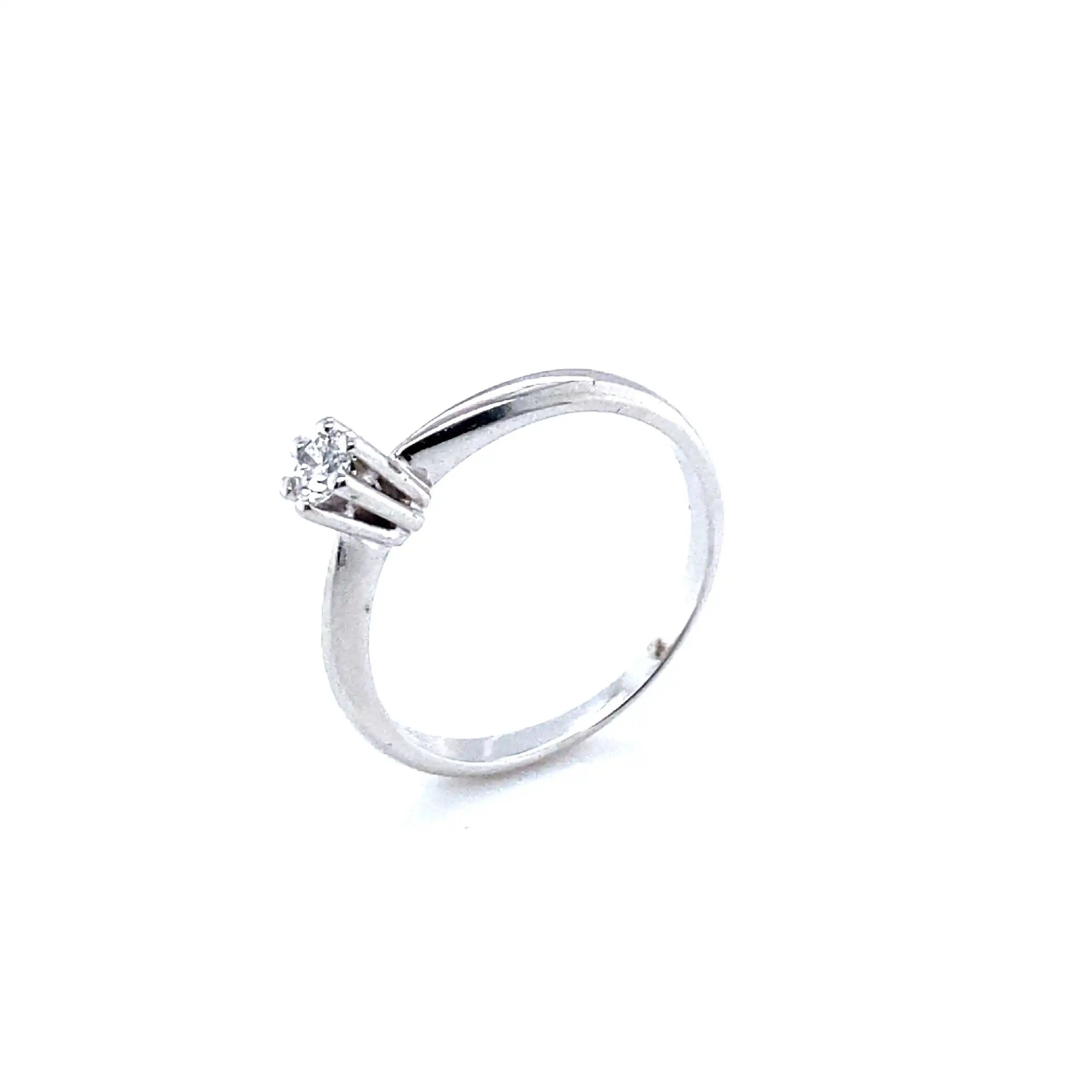 Ring Weißgold mit Brillant, graviert mit 0,10ct.