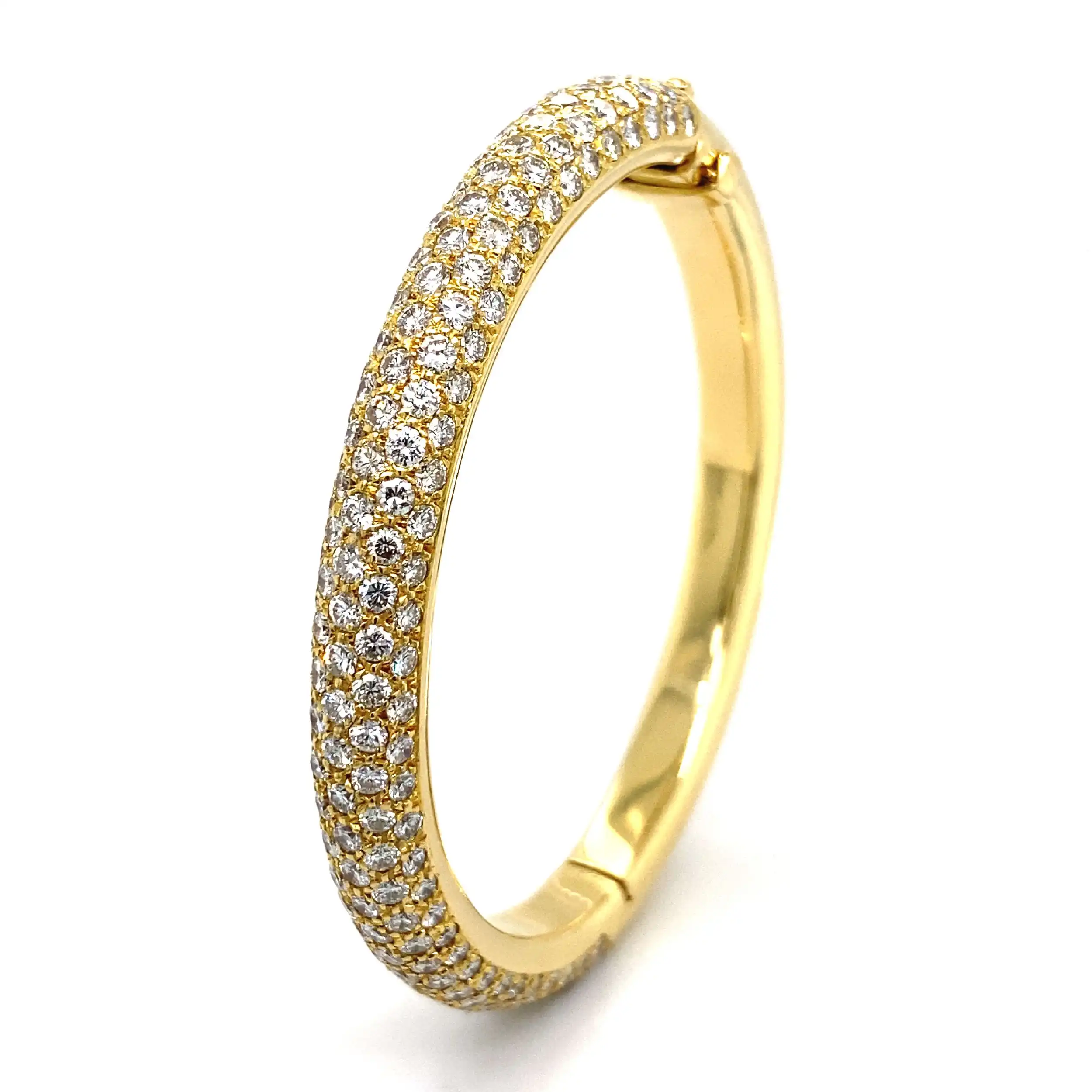 Armreif Gelbgold mit Brillanten Armreif Gelbgold mit Brillanten