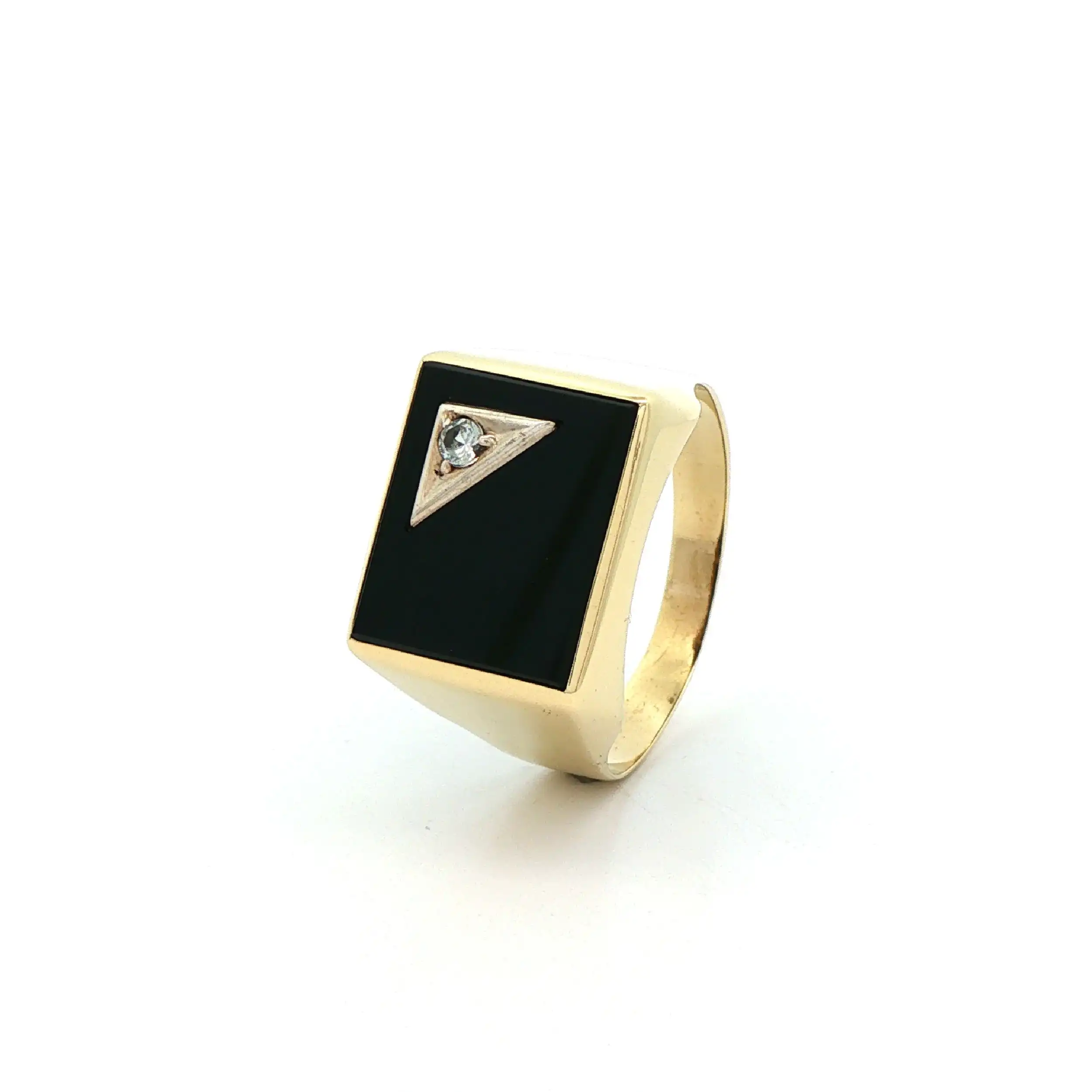 Ring Gelbgold mit Onyx und Farbstein Ring Gelbgold mit Onyx und Farbstein