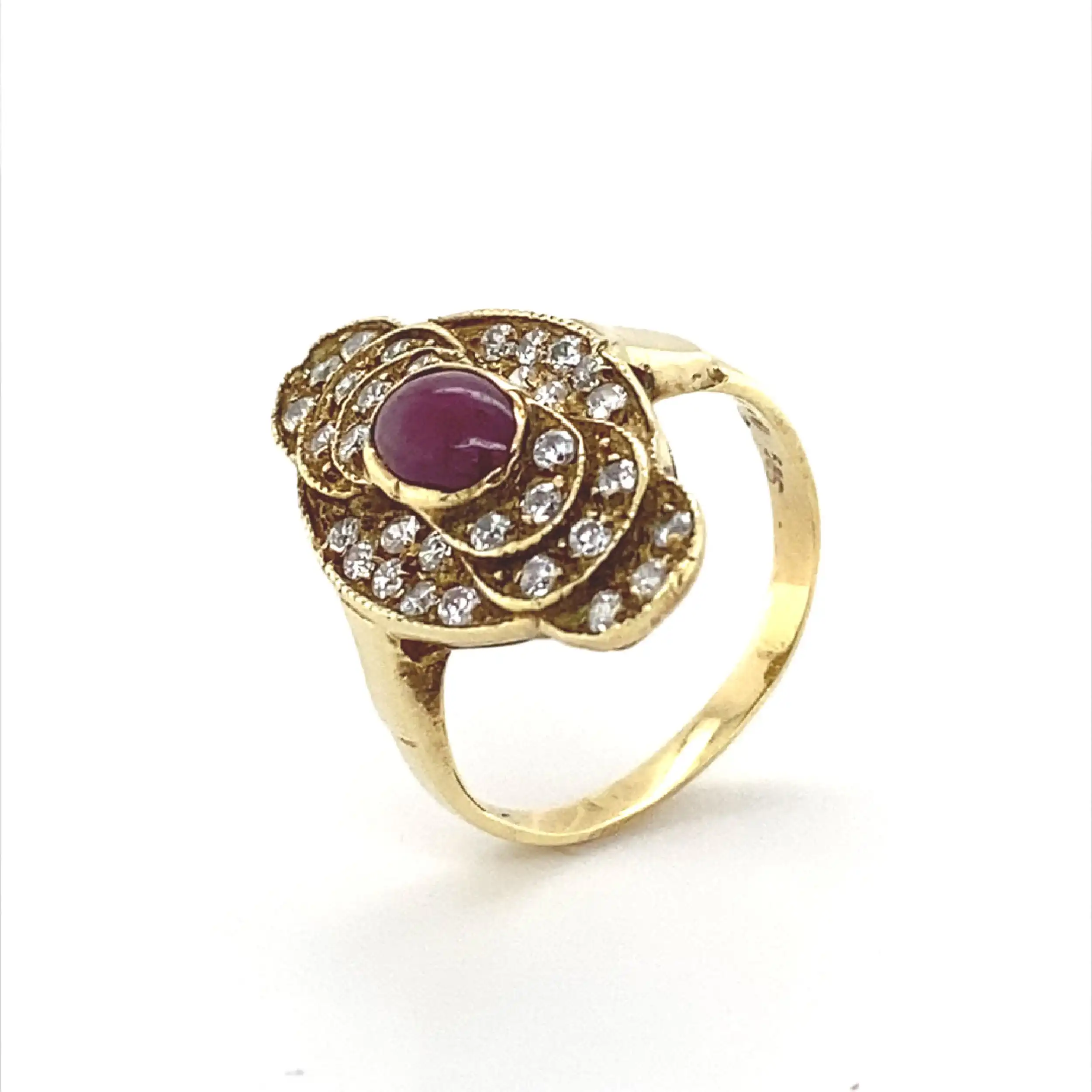Ring Gelbgold mit Zirkonia und rotem Farbstein Ring Gelbgold mit Zirkonia und rotem Farbstein