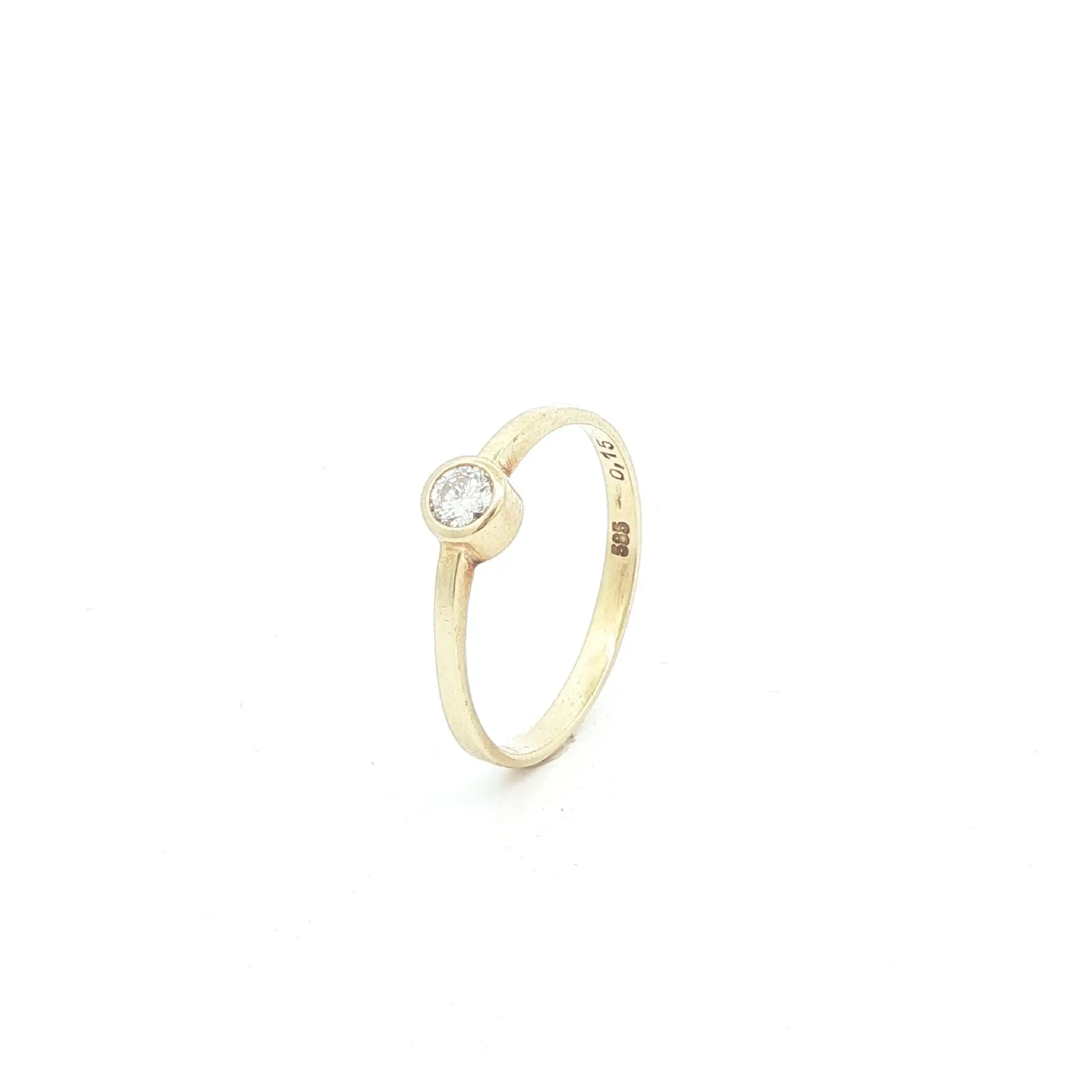 Ring Gelbgold mit Brillant graviert mit 0,15ct Ring Gelbgold mit Brillant graviert mit 0,15ct