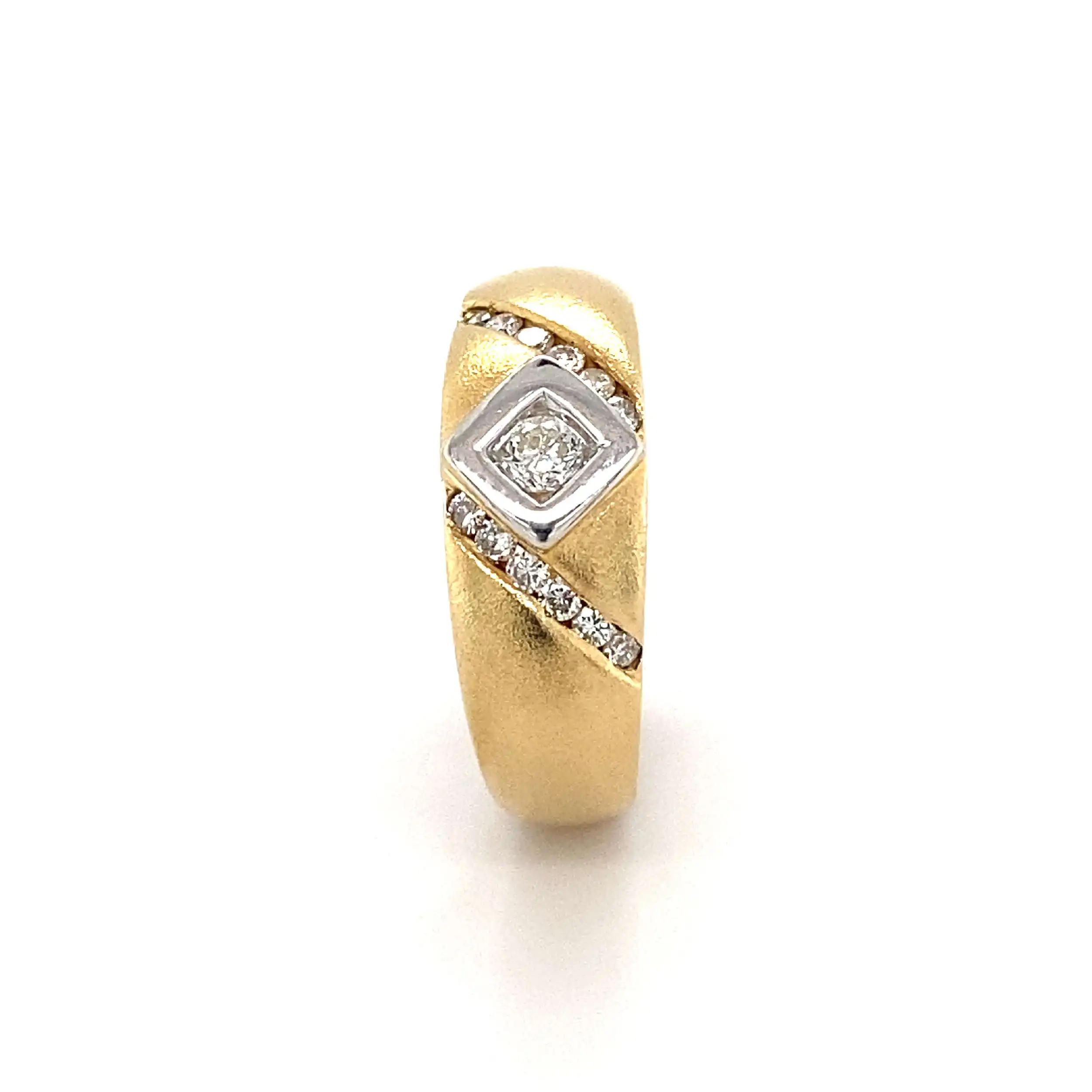 Ring Bicolor mit Brillanten Ring Bicolor mit Brillanten