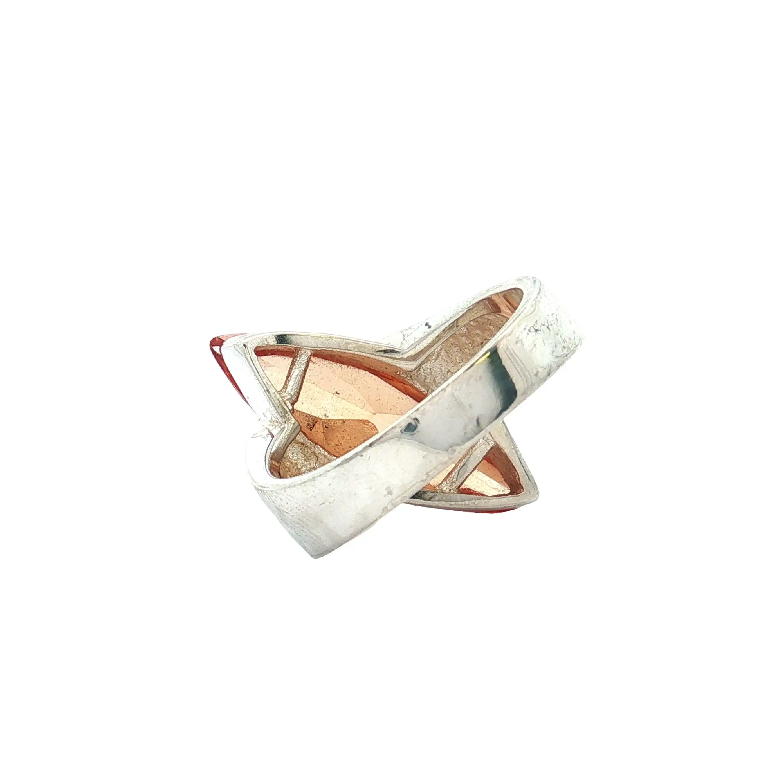 Ring mit orangem Stein Ring mit orangem Stein
