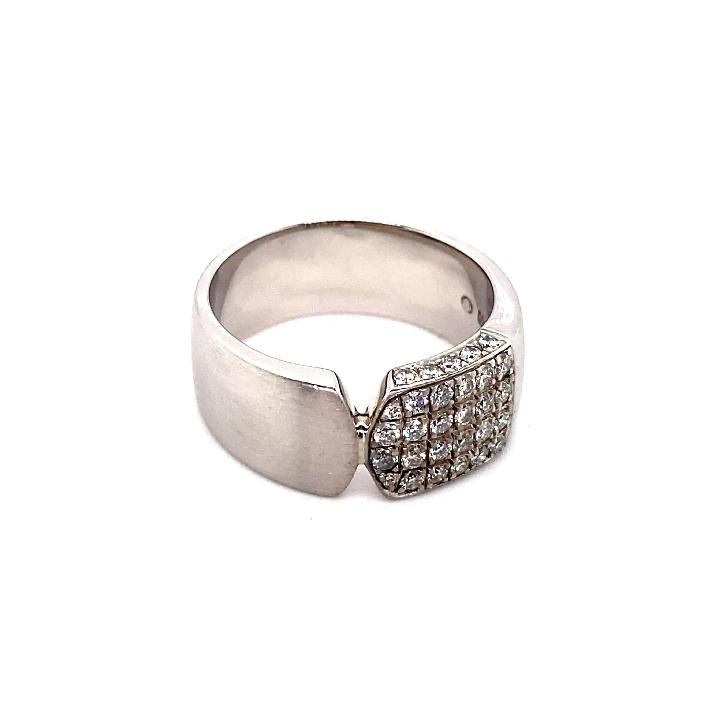 Ring Weißgold mit Brillanten Ring Weißgold mit Brillanten