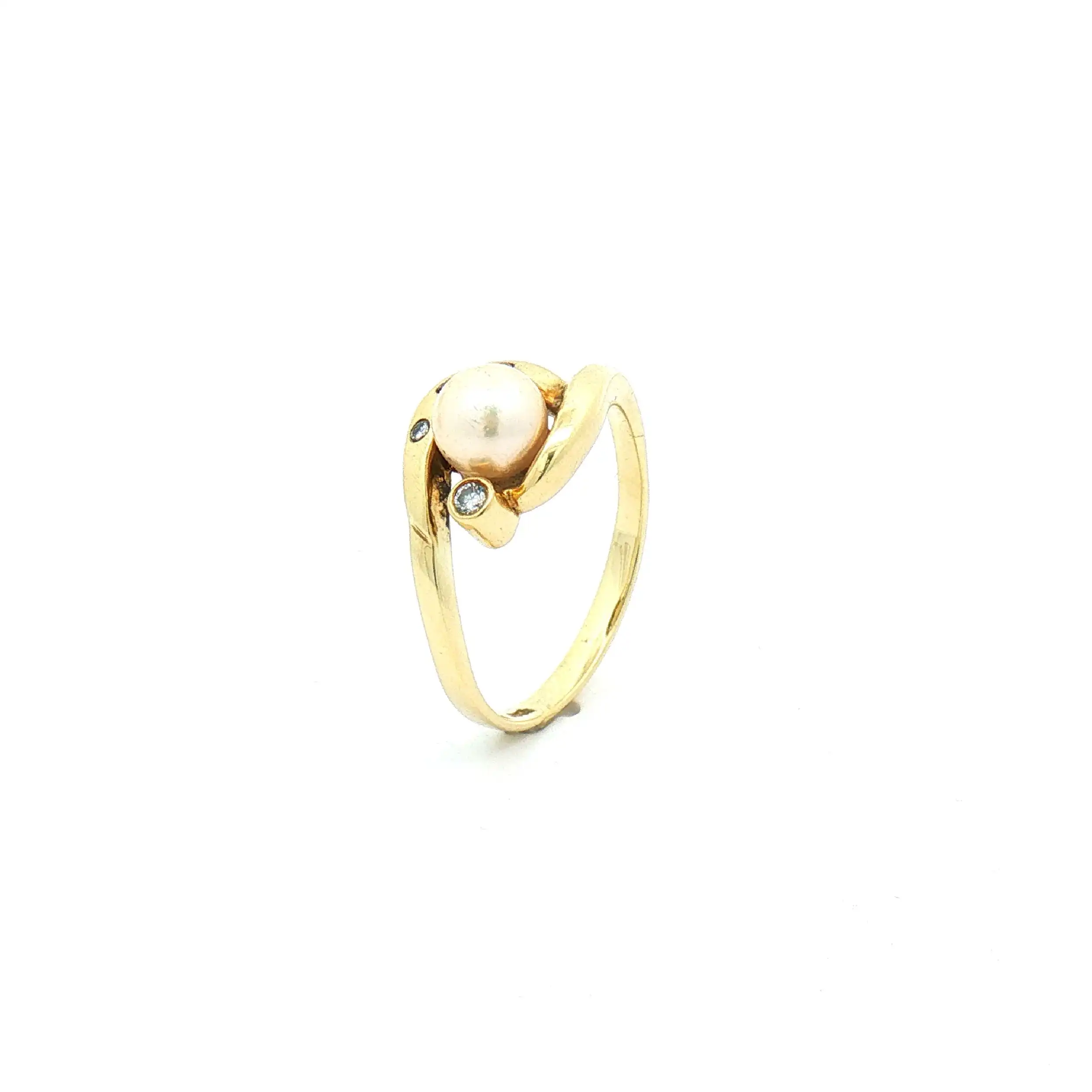 Ring Gelbgold mit Perle und Brillanten