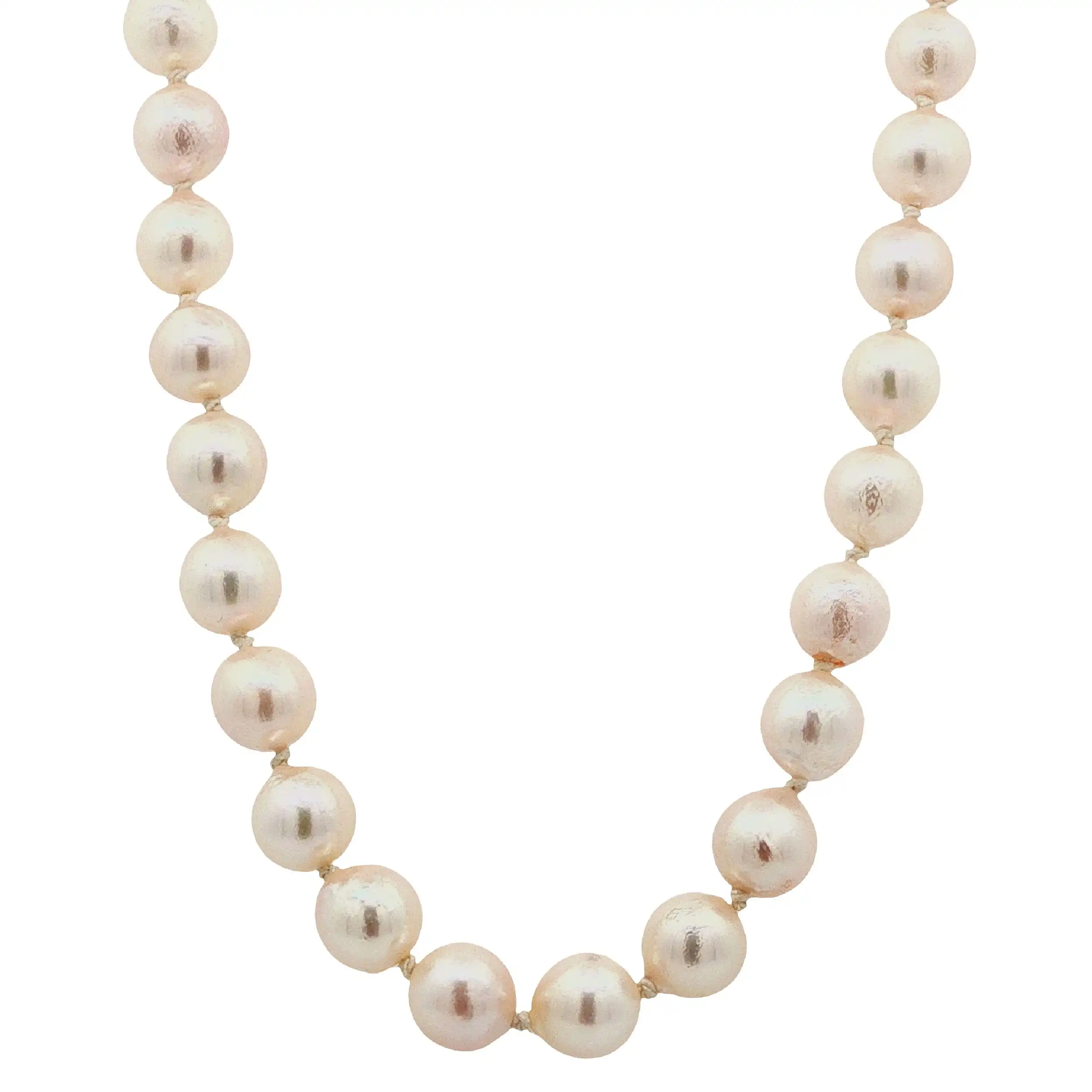 Perlenkette mit Goldschließe & Diamanten Perlenkette mit Goldschließe & Diamanten