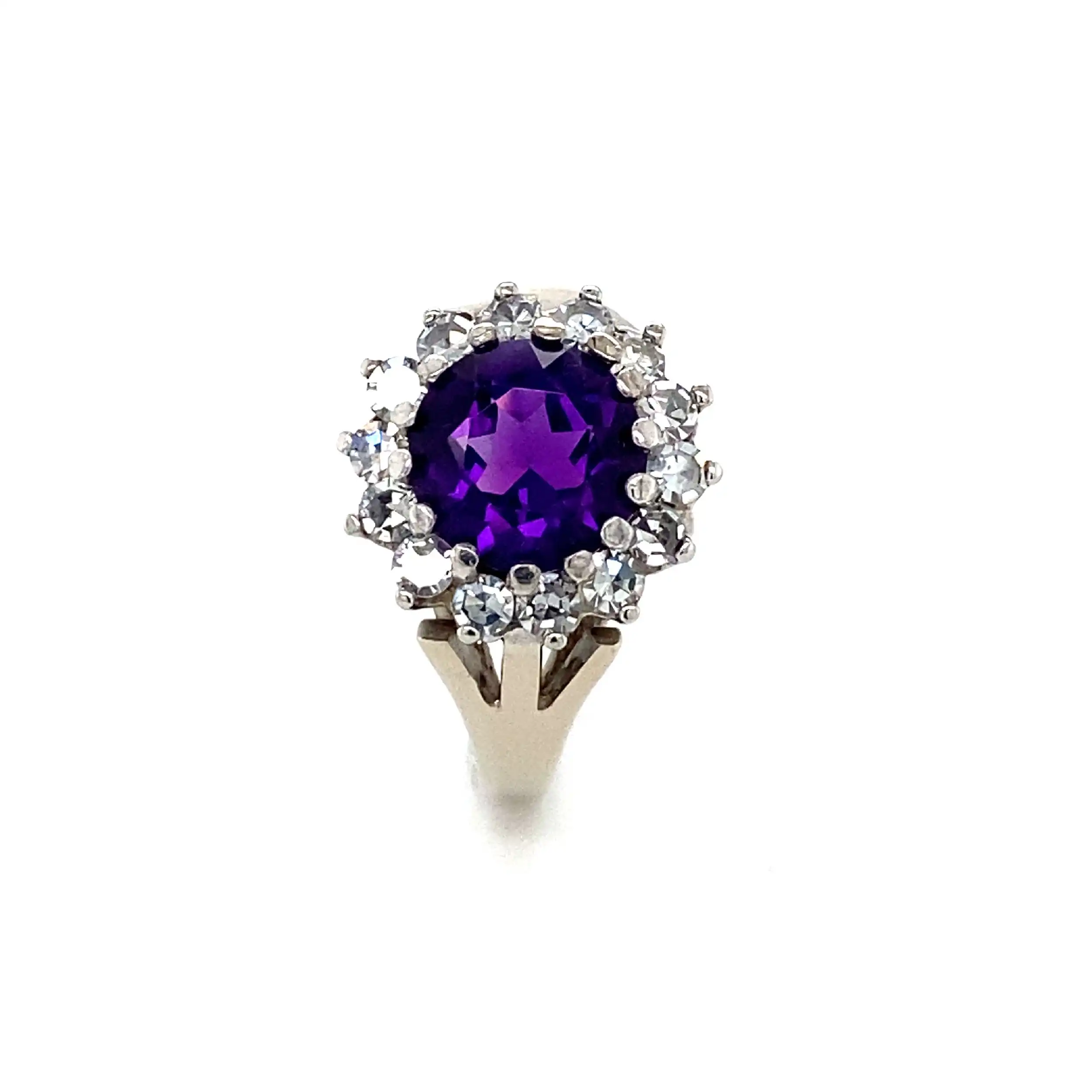 Ring Weißgold mit Amethyst und Diamanten Ring Weißgold mit Amethyst und Diamanten