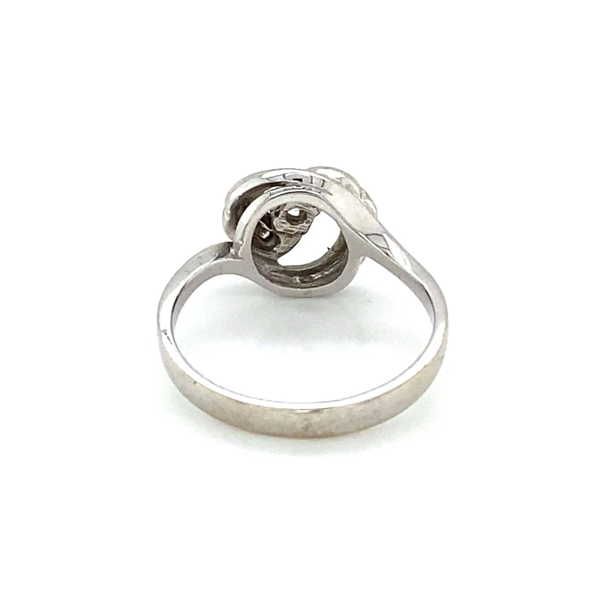 Ring Weißgold mit Brillant und Diamanten Ring Weißgold mit Brillant und Diamanten