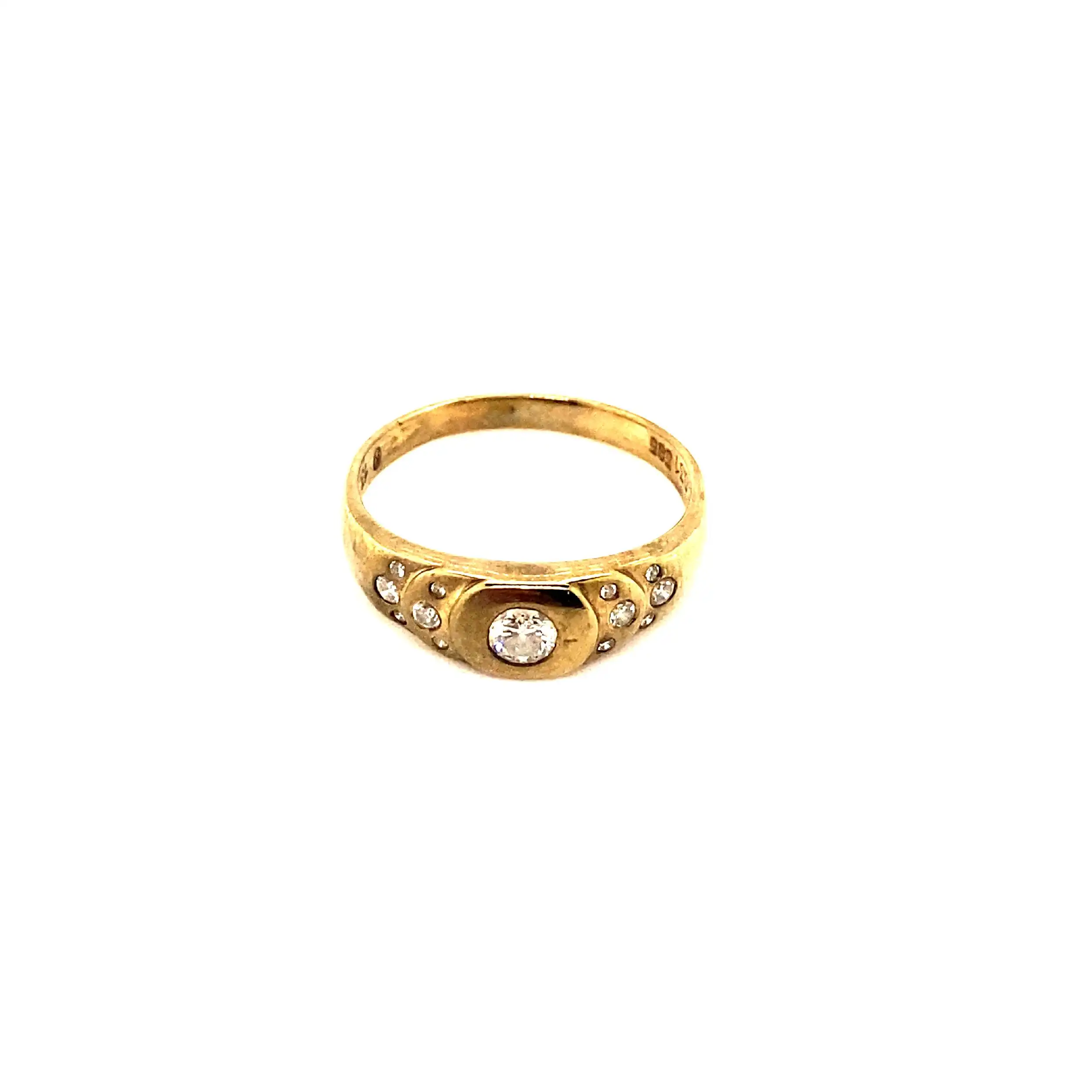 Ring Gelbgold mit Brillanten, graviert mit 0,31 ct. Ring Gelbgold mit Brillanten, graviert mit 0,31 ct.