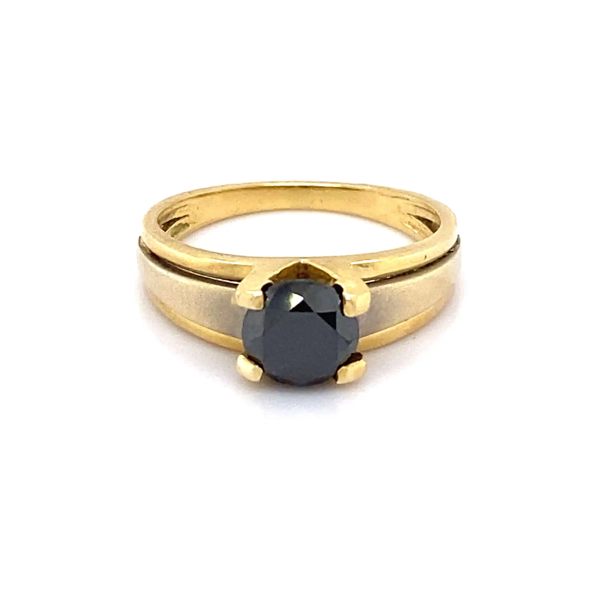 Ring Bicolor mit schwarzem Farbstein Ring Bicolor mit schwarzem Farbstein