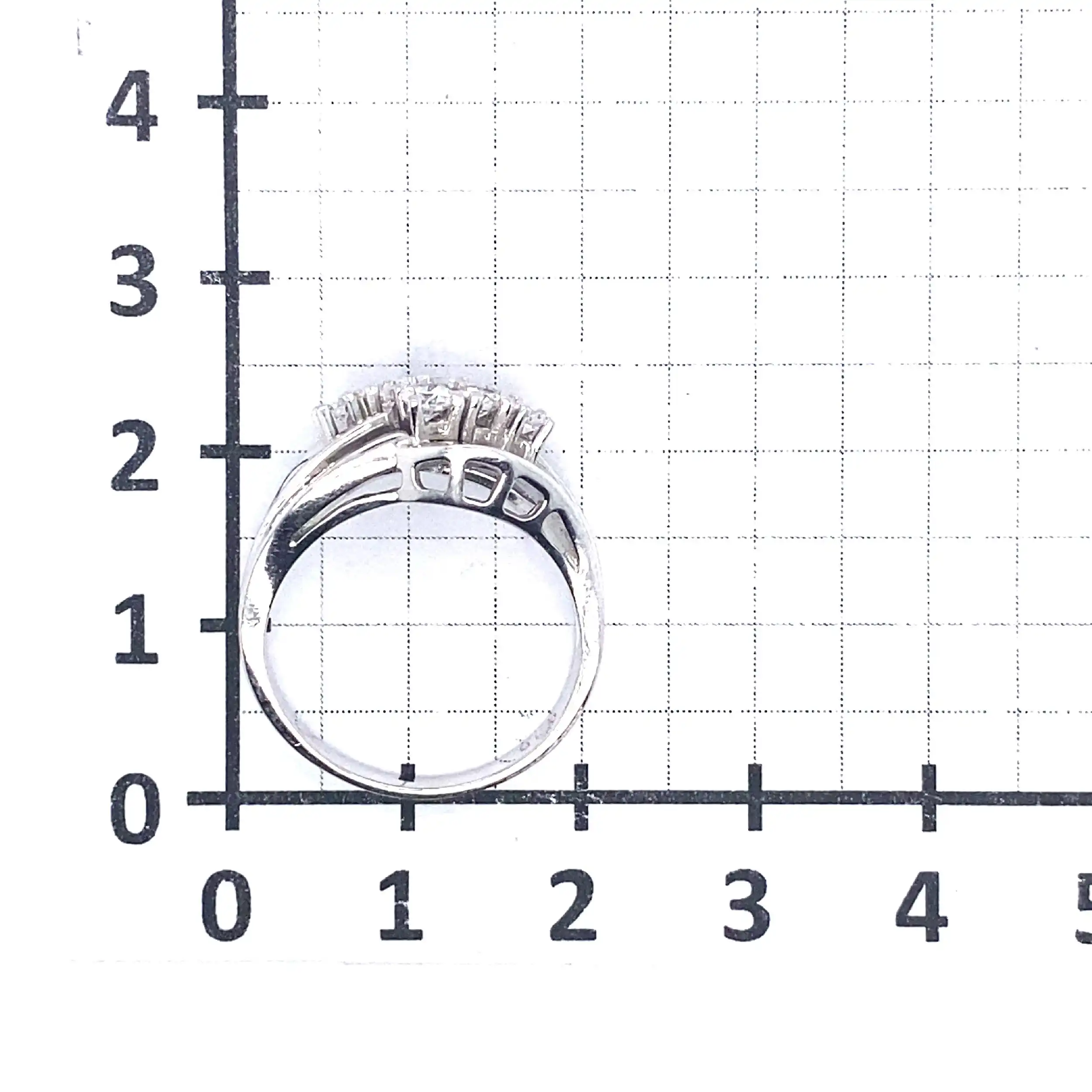 Ring Weißgold mit Brillanten, graviert mit 0,50ct Ring Weißgold mit Brillanten, graviert mit 0,50ct