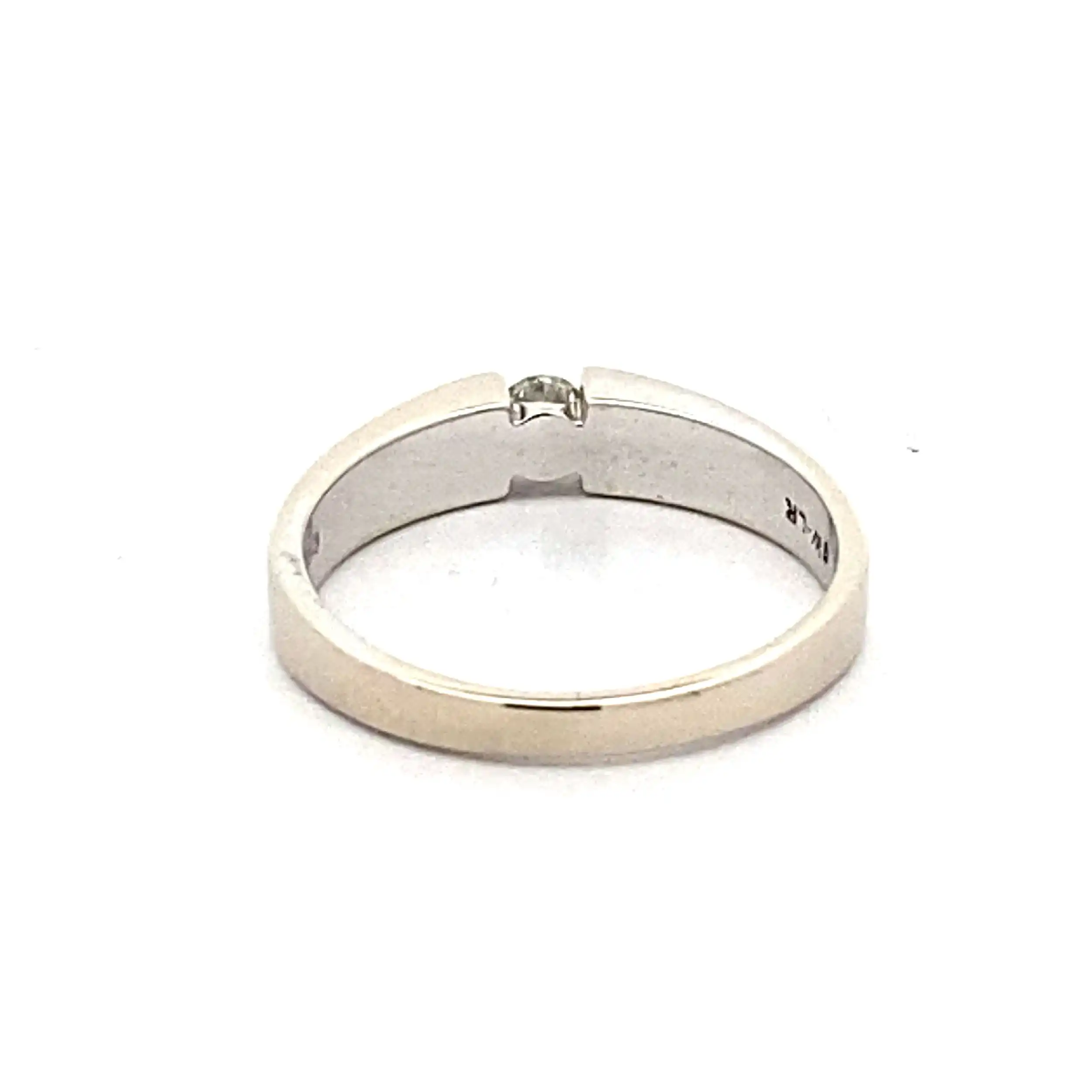 Ring Weißgold mit Brillant Christ mit 0,1ct graviert Ring Weißgold mit Brillant Christ mit 0,1ct graviert