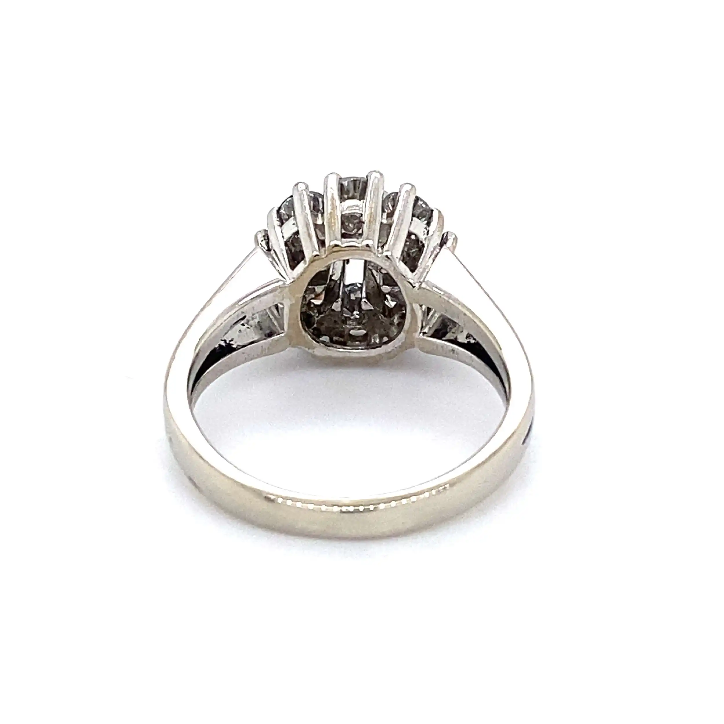 Ring Weißgold mit Brillanten Ring Weißgold mit Brillanten