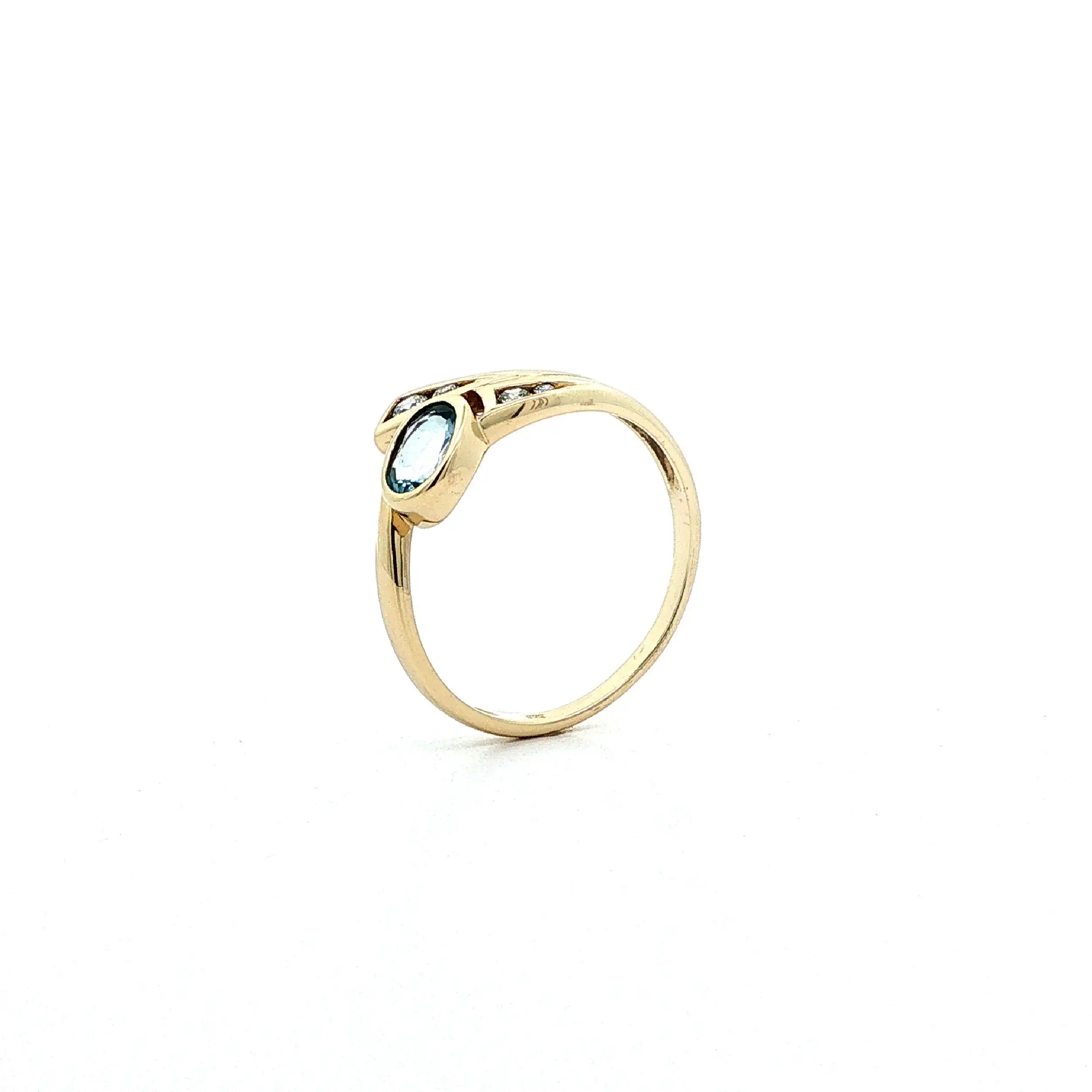 Ring Gelbgold mit hellblauem Farbstein & Zirkonia