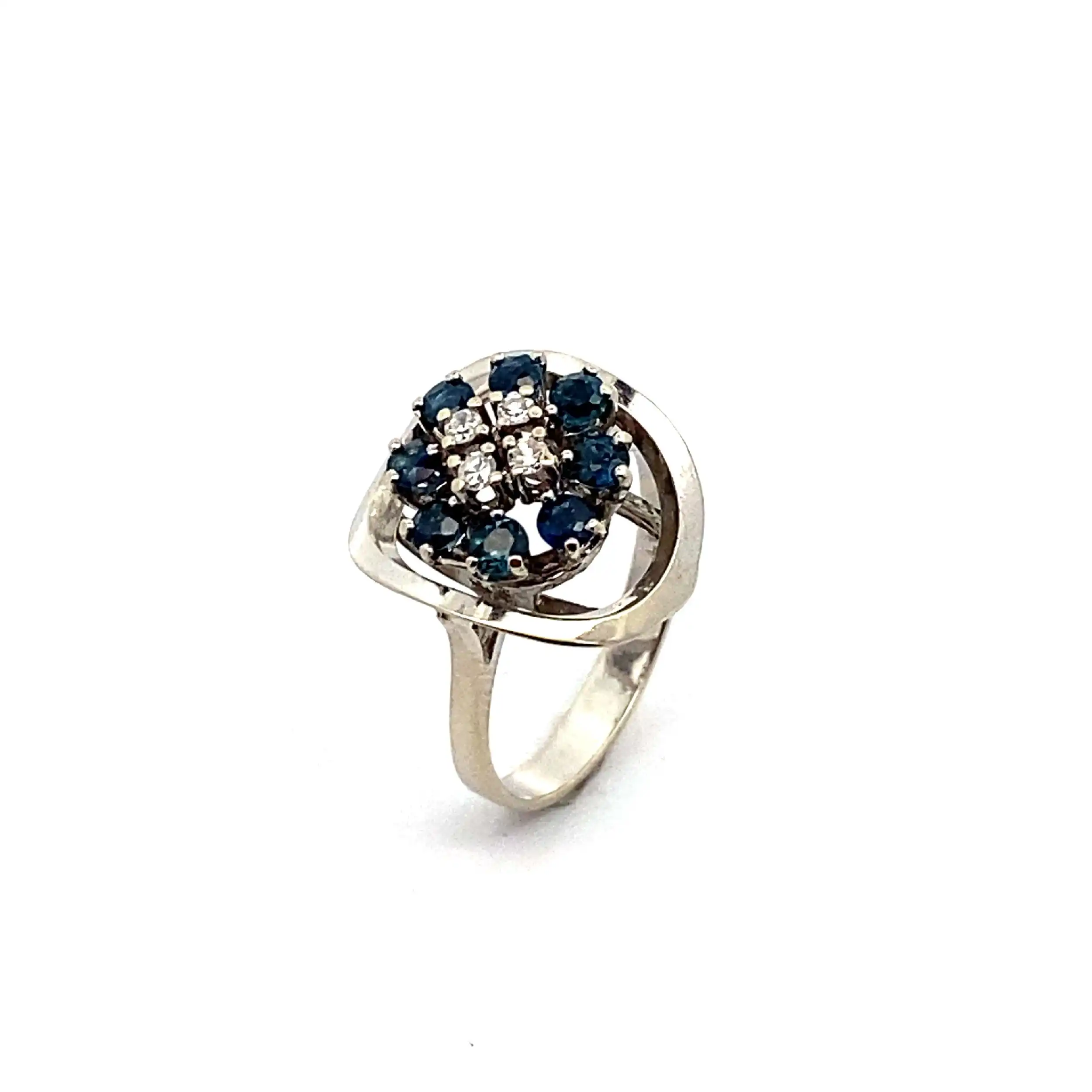 Ring Weißgold mit Saphir und Diamanten Ring Weißgold mit Saphir und Diamanten