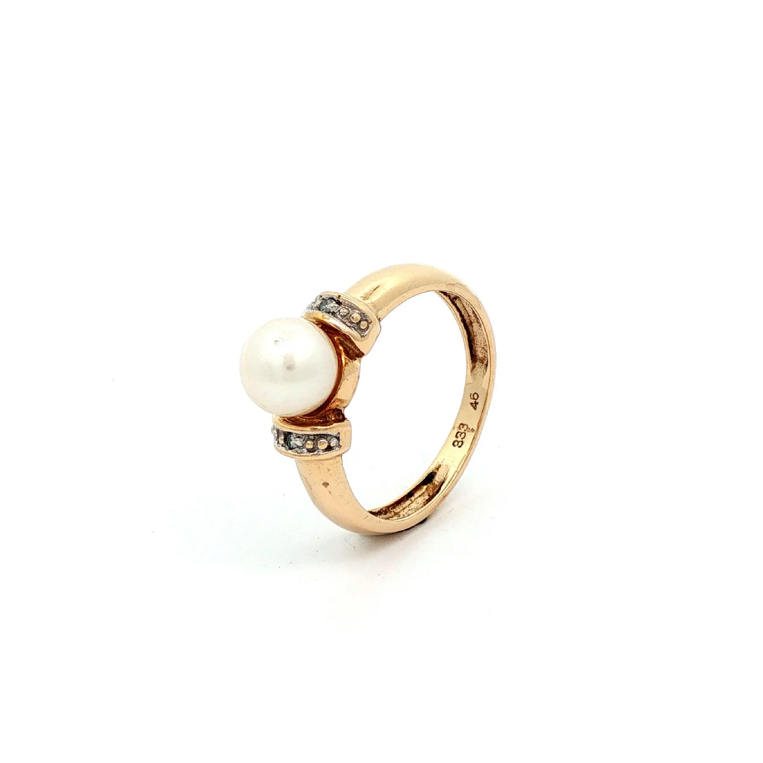 Ring Gelbgold mit Perle und Diamanten