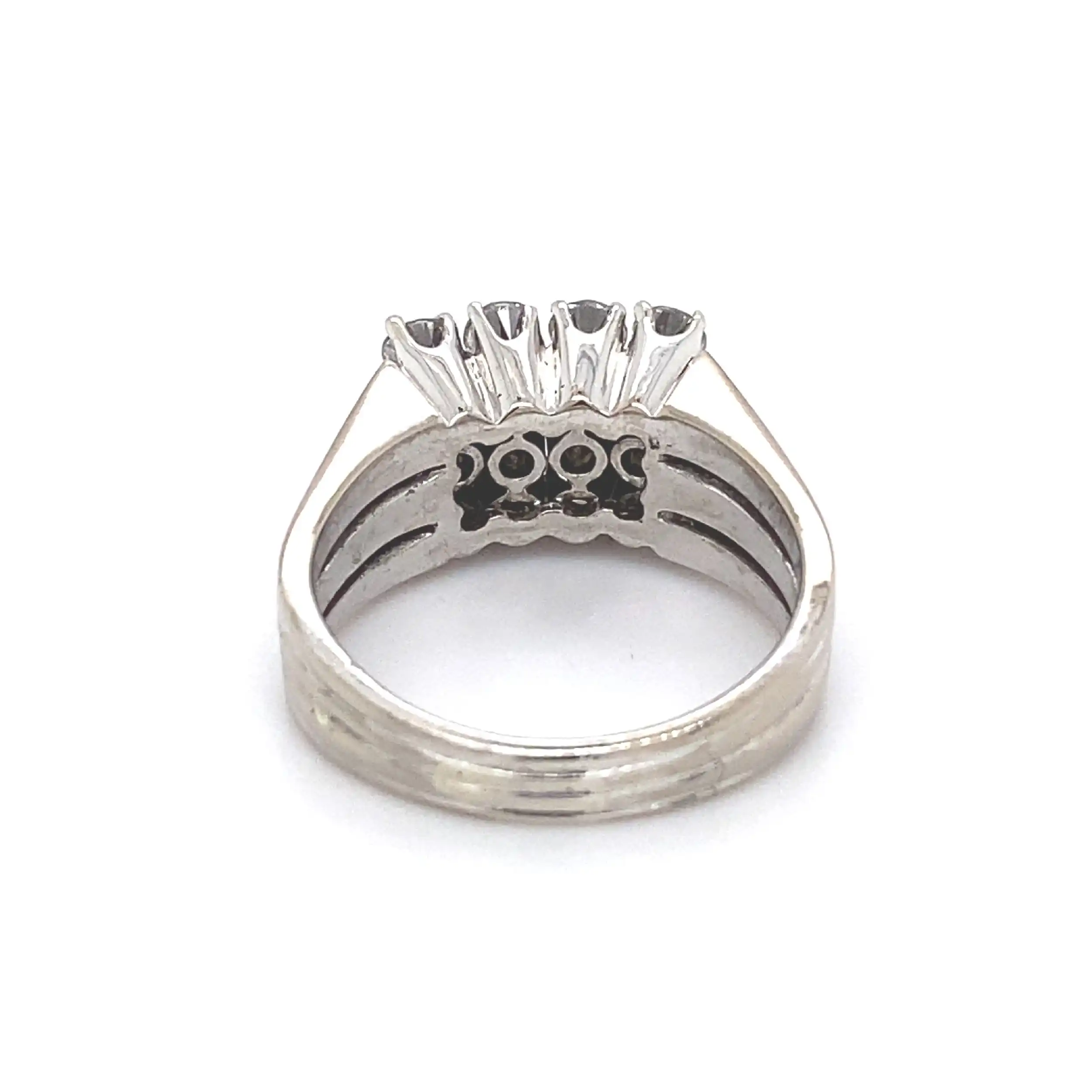Ring Weißgold mit Brillanten Ring Weißgold mit Brillanten