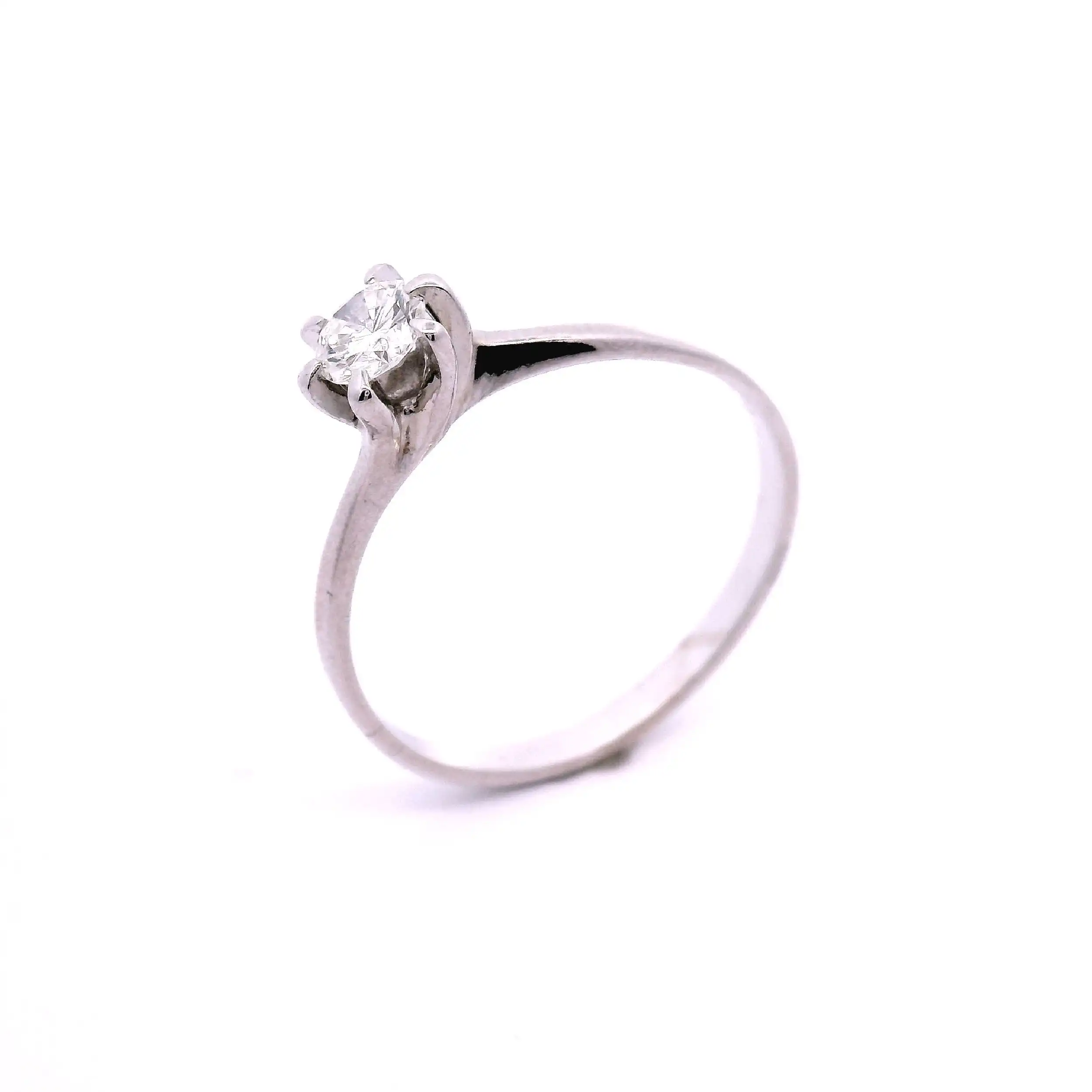 Ring Weißgold mit Brillant Ring Weißgold mit Brillant