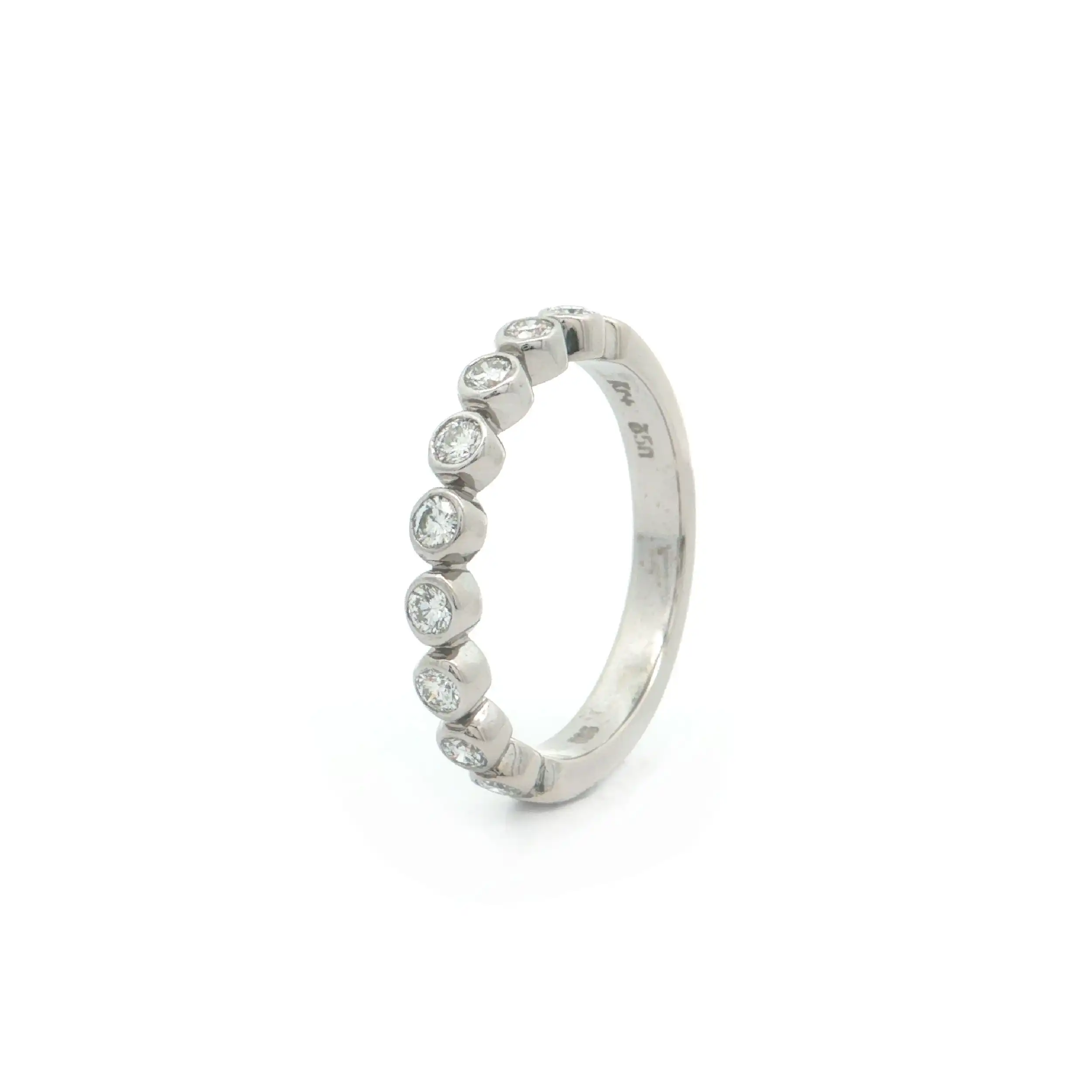 Ring Weißgold mit Brillanten Ring Weißgold mit Brillanten