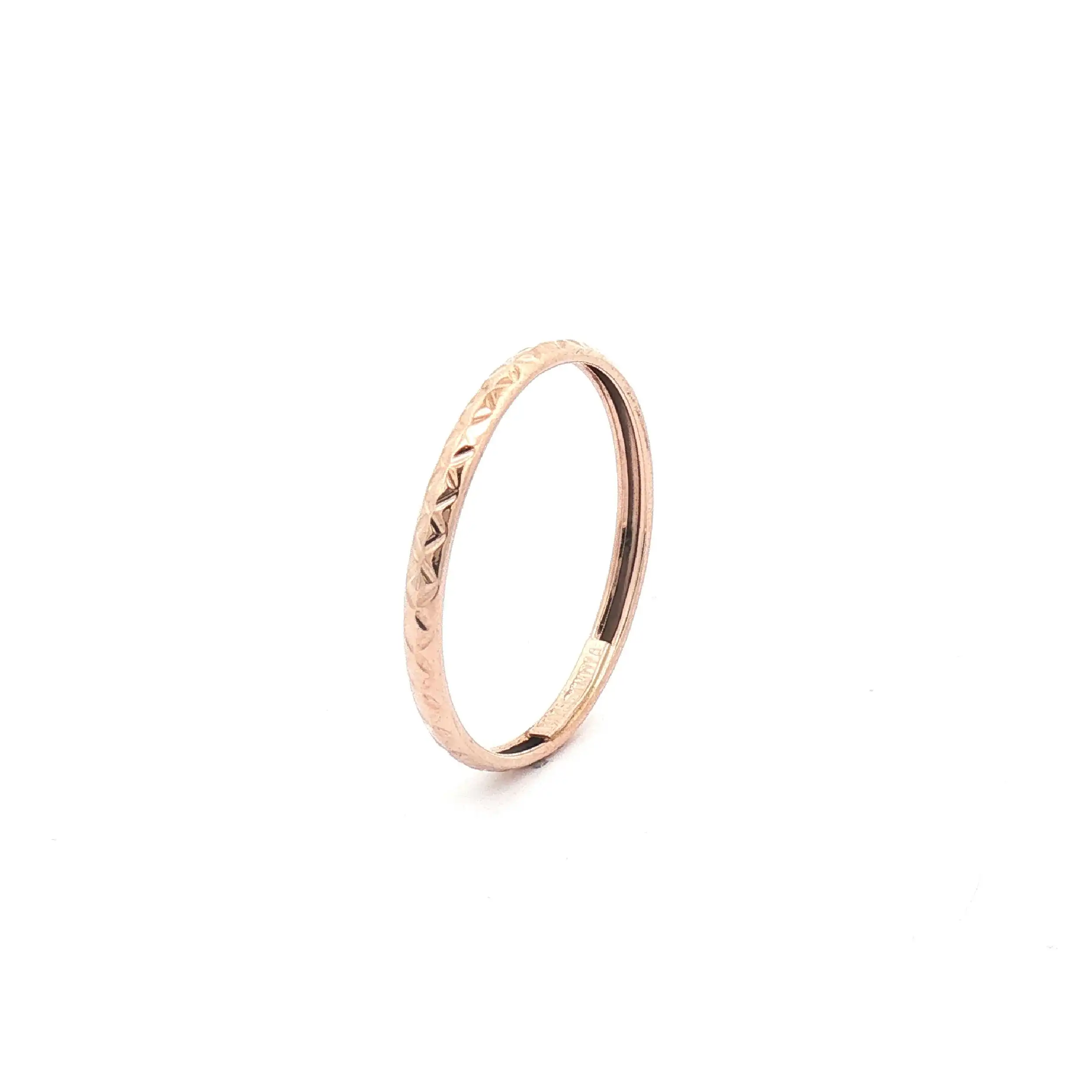 Ring Rotgold mit Rautemuster
