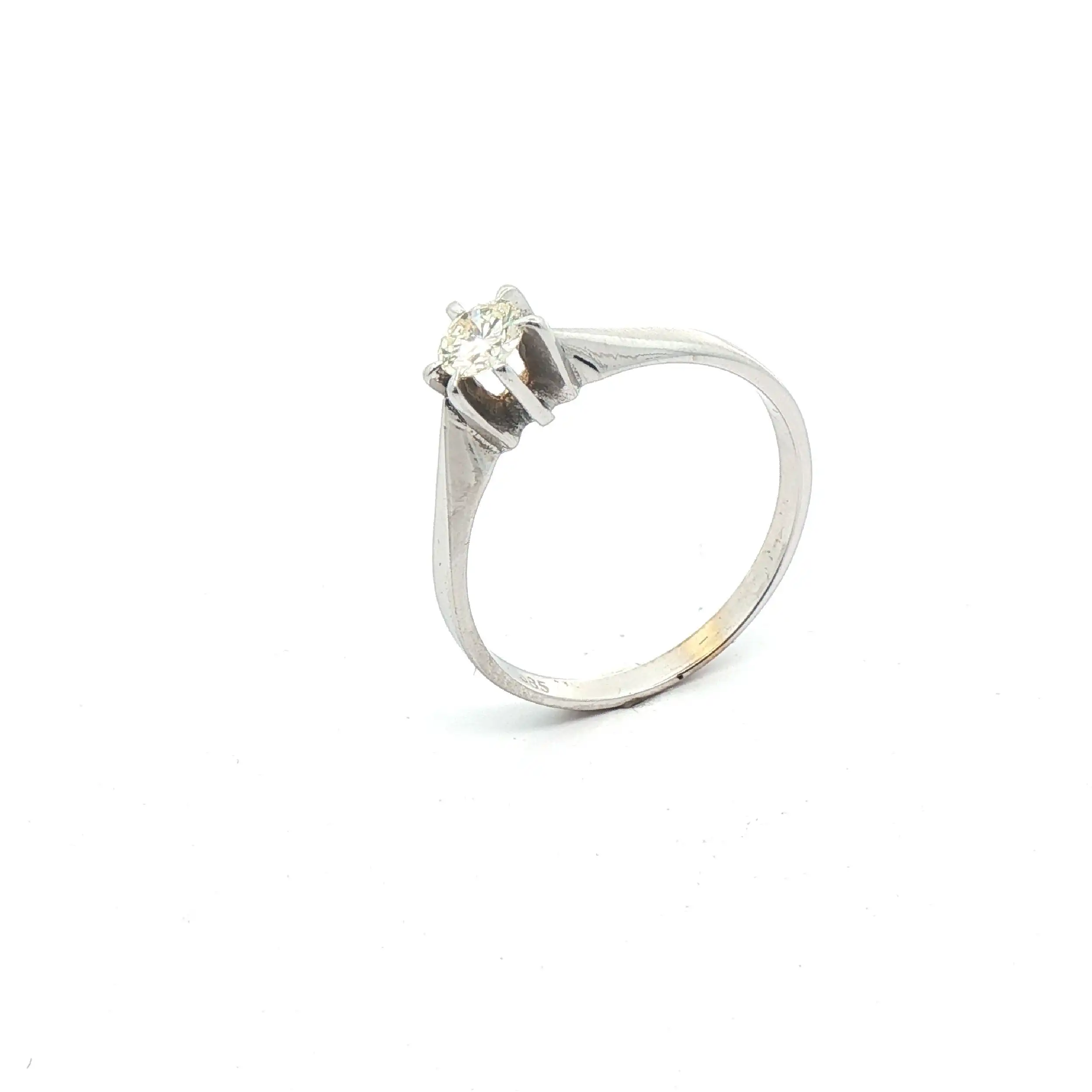 Ring Weißgold mit Brillant, graviert mit 0.25ct