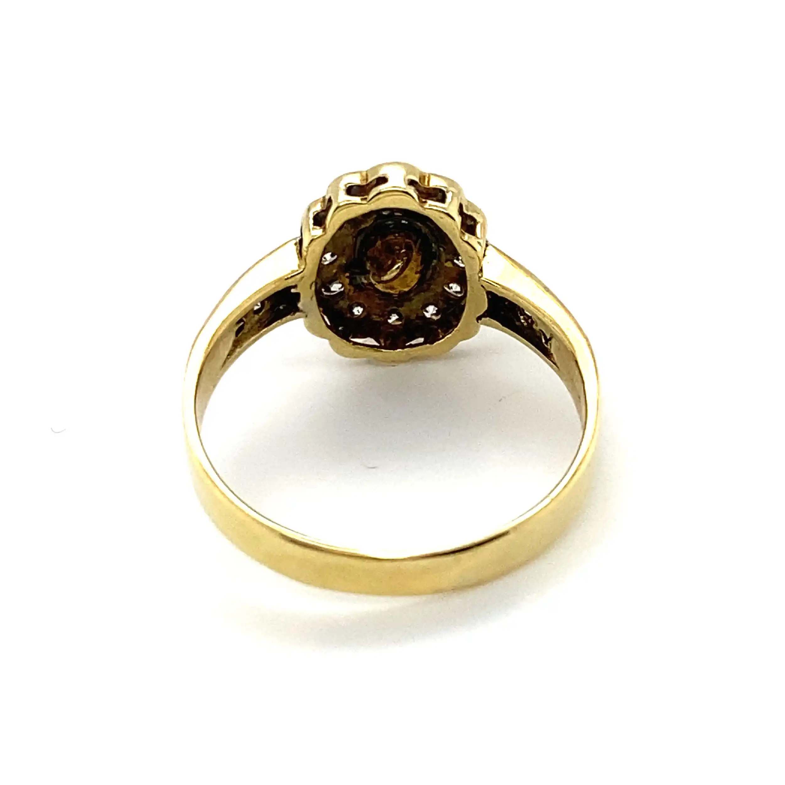 Ring Gelbgold mit Perle und 18 Brillanten Ring Gelbgold mit Perle und 18 Brillanten