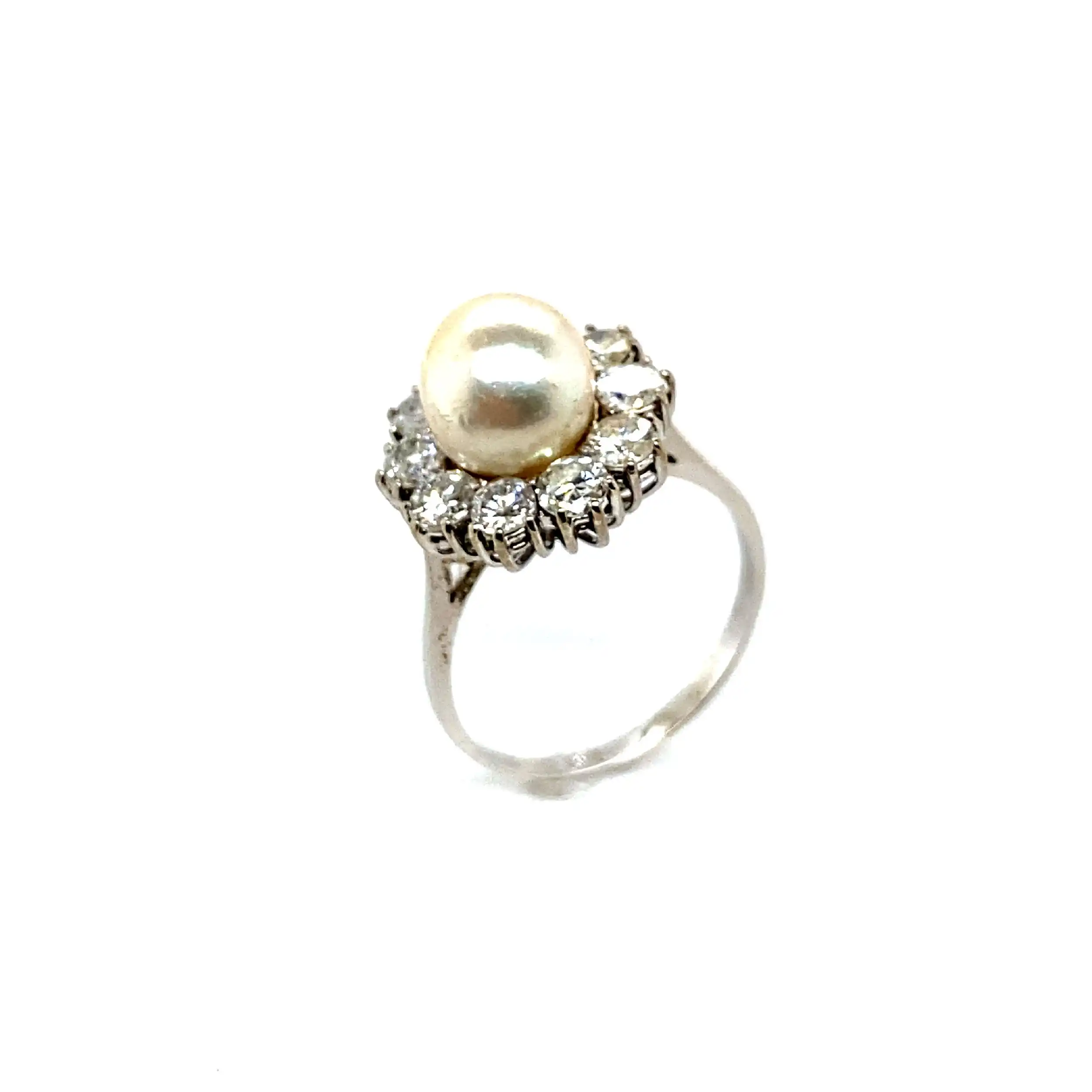 Ring Weißgold mit Perle und Brillanten Ring Weißgold mit Perle und Brillanten