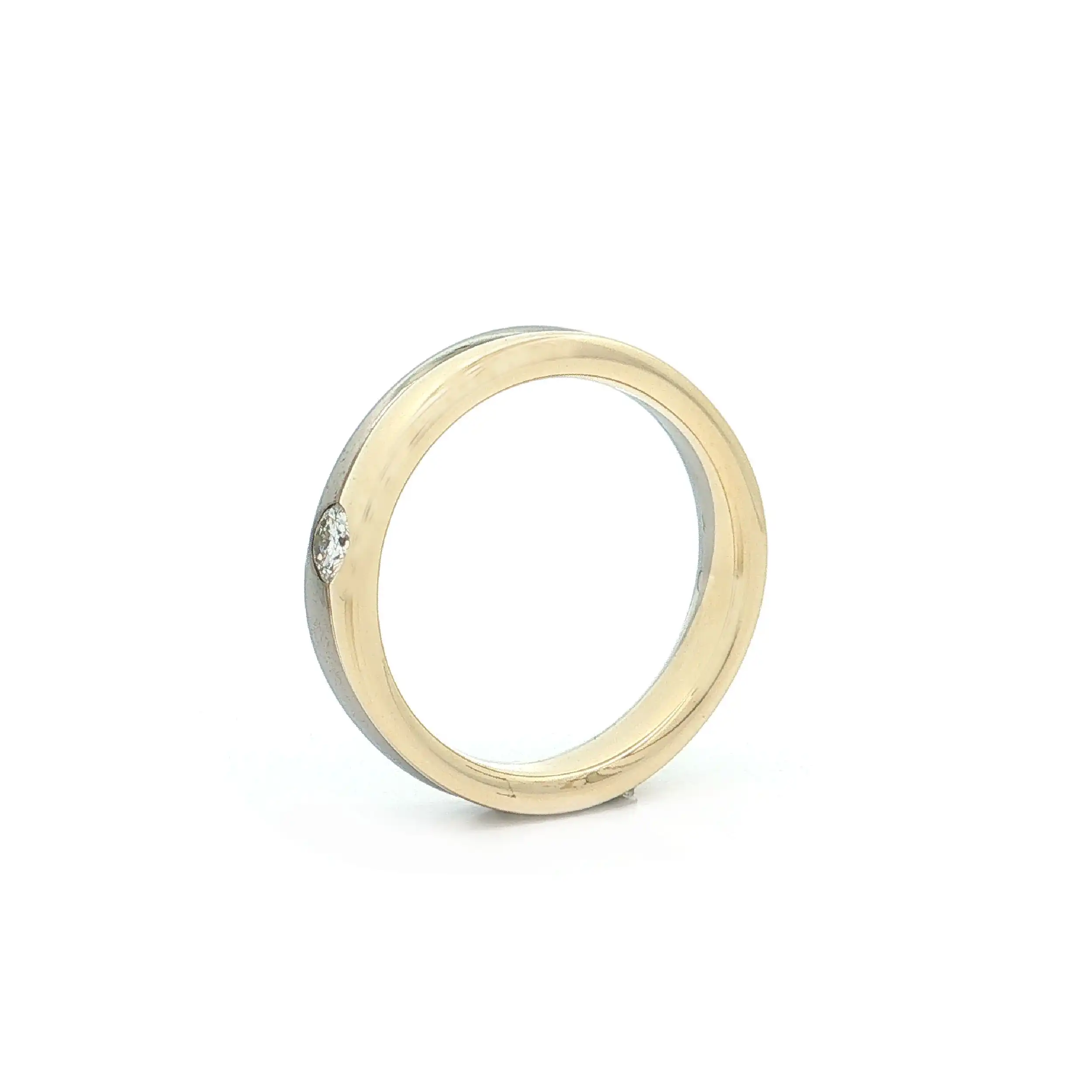 Ring Bicolor mit Brillant, graviert mit 0,15ct Ring Bicolor mit Brillant, graviert mit 0,15ct