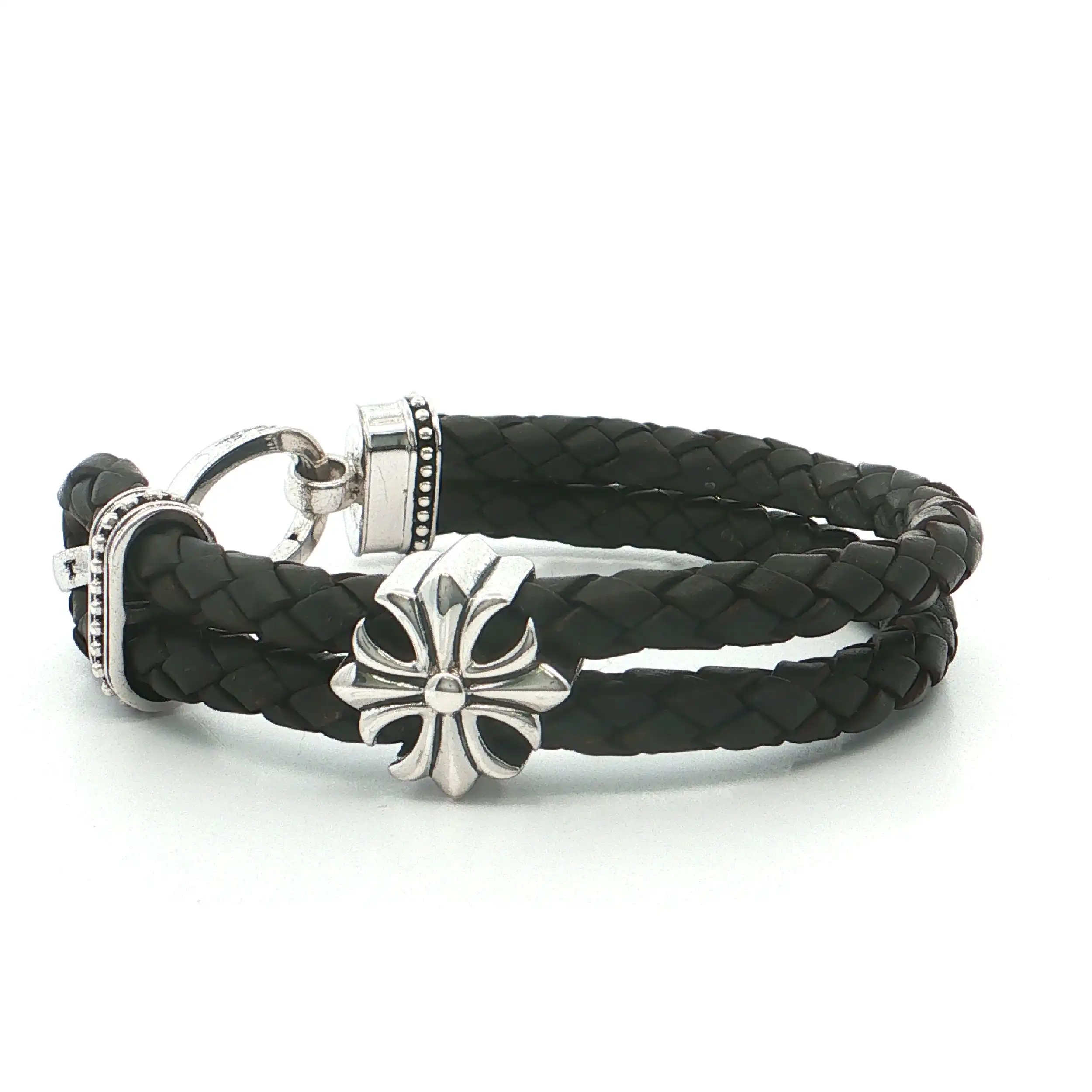 Lederarmband mit silbernen Elementen "Thomas Sabo" Lederarmband mit silbernen Elementen "Thomas Sabo"