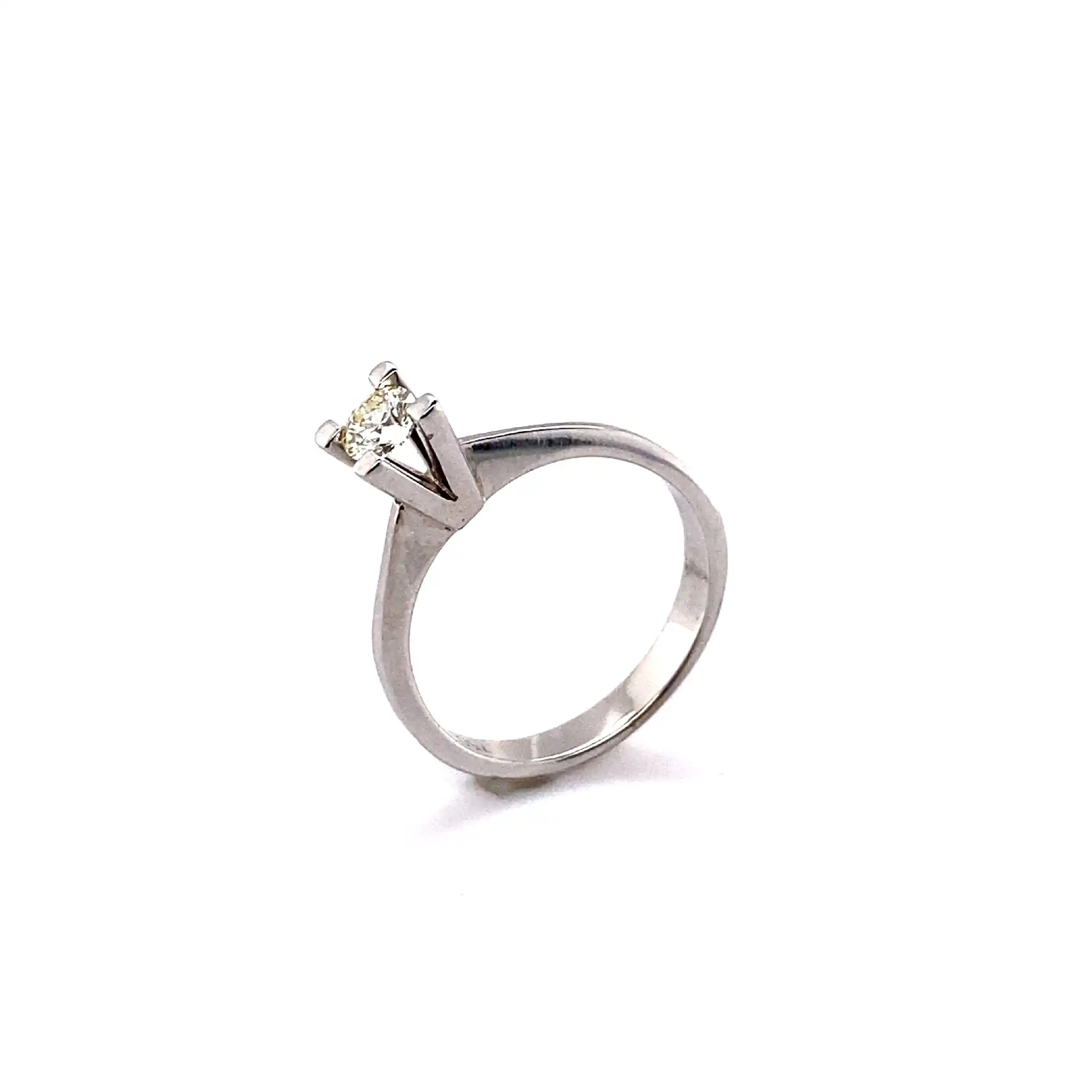 Ring Weißgold mit Brillant