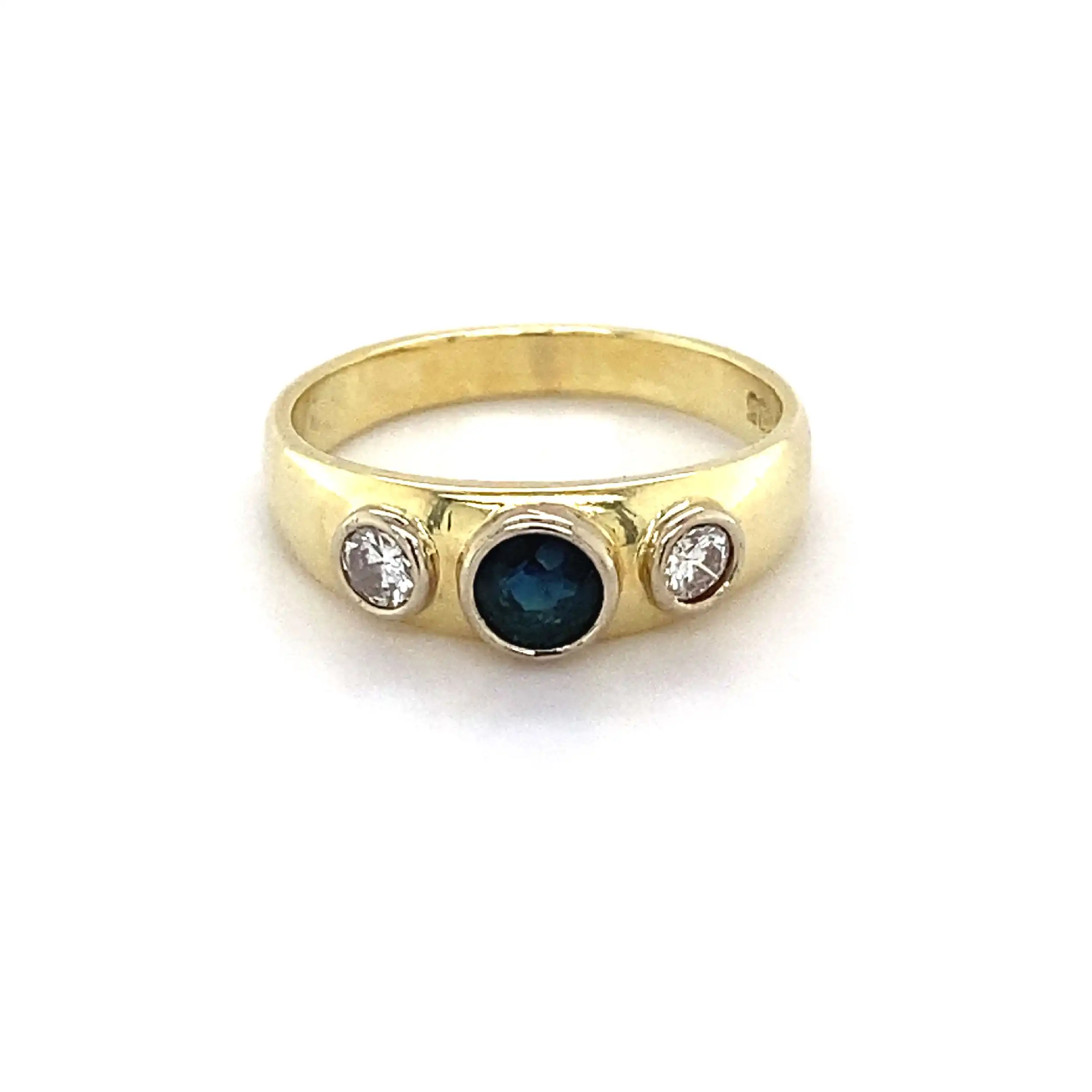 Ring Gelbgold mit Saphir und Brillanten Ring Gelbgold mit Saphir und Brillanten