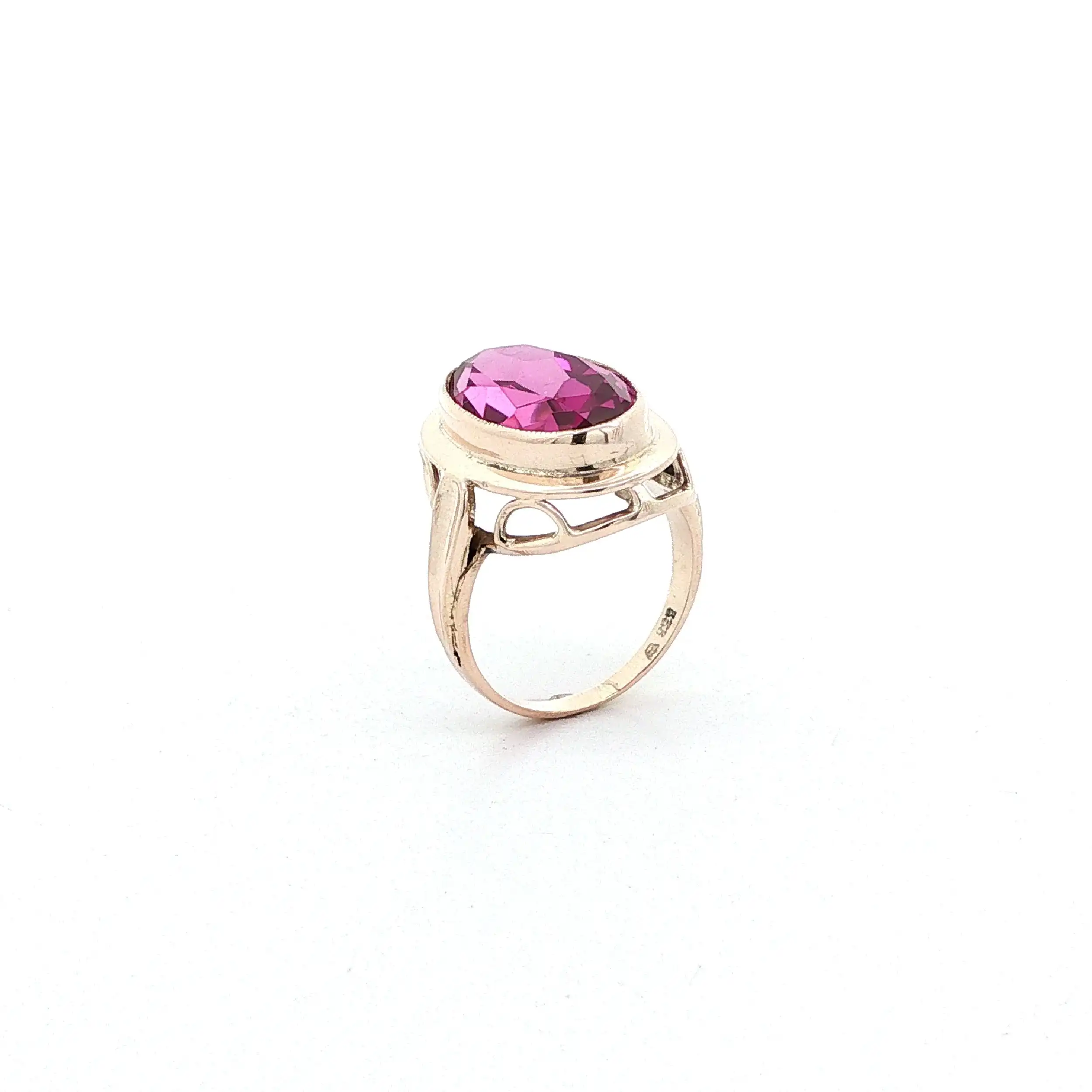 Ring Roségold mit pinkem Korund