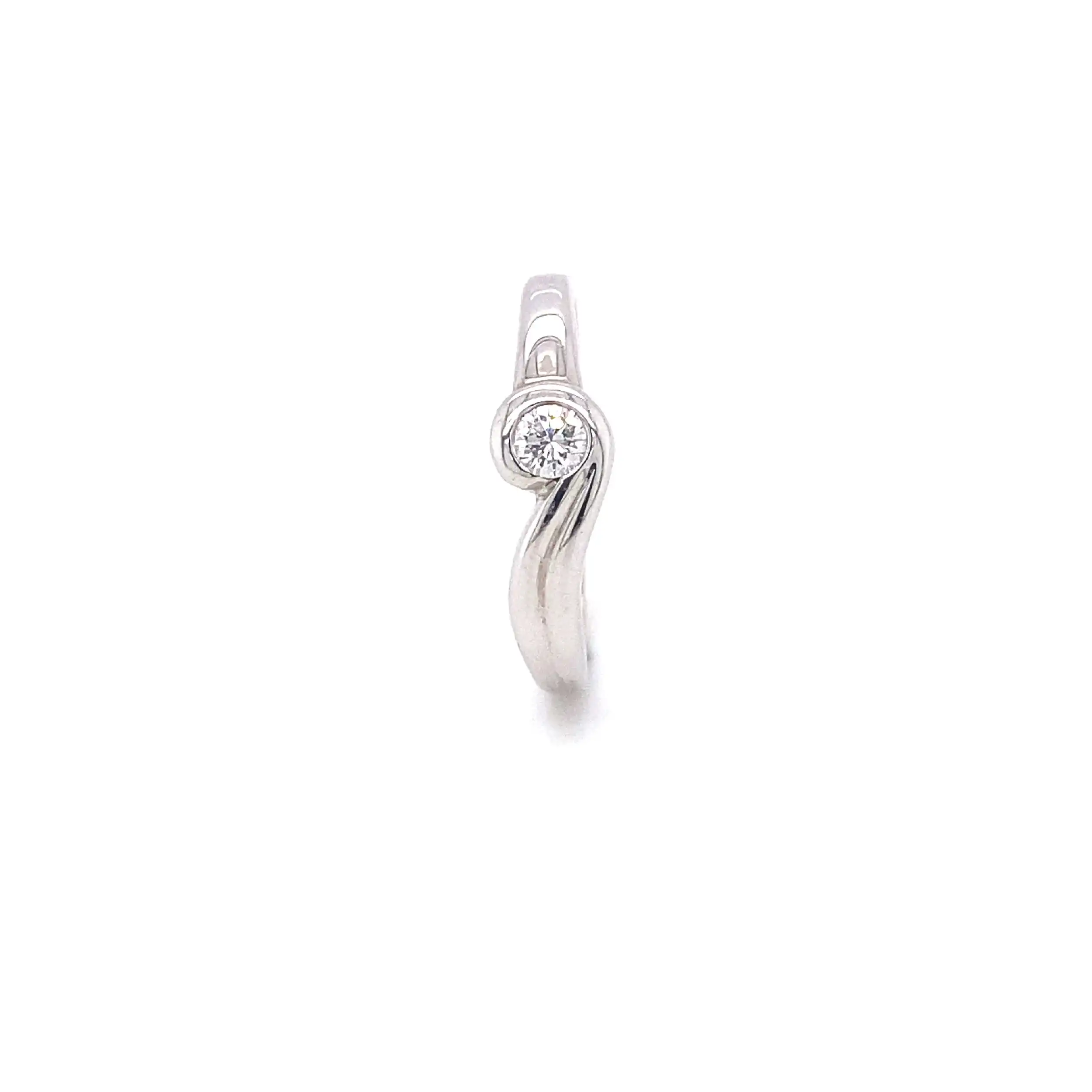 Ring Weißgold mit Brillant, graviert mit 0,11ct