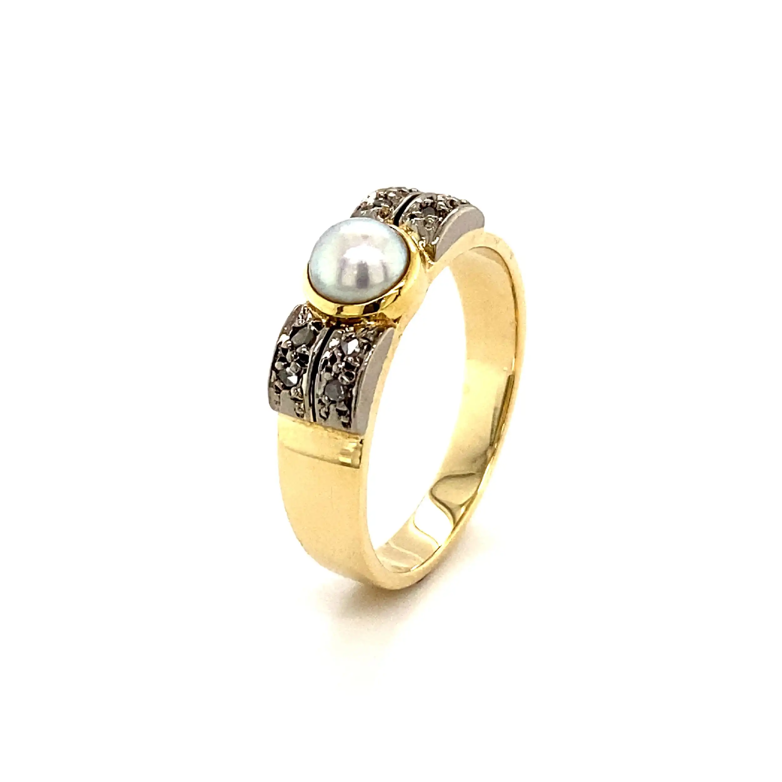 Ring Bicolor mit Perle & Diamantrosen Ring Bicolor mit Perle & Diamantrosen