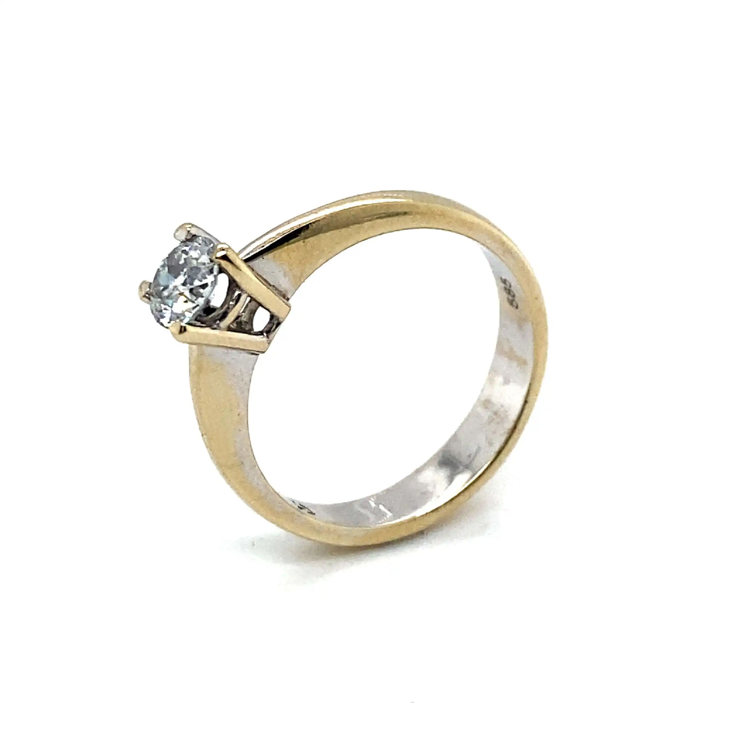 Ring mit altschliff Diamant Ring mit altschliff Diamant