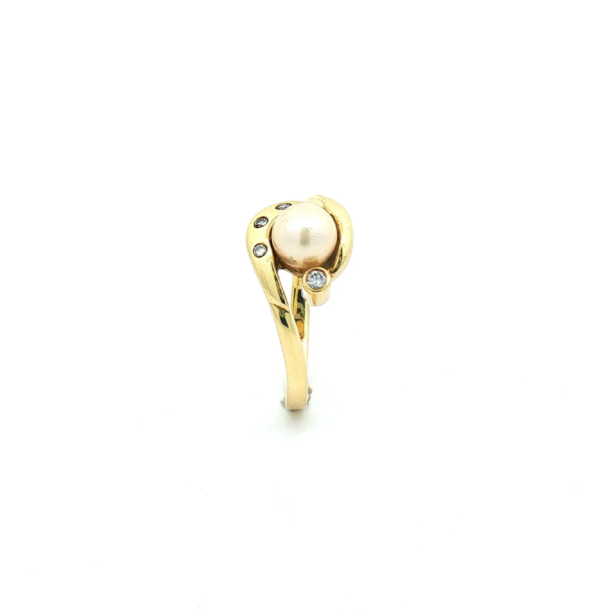 Ring Gelbgold mit Perle und Brillanten