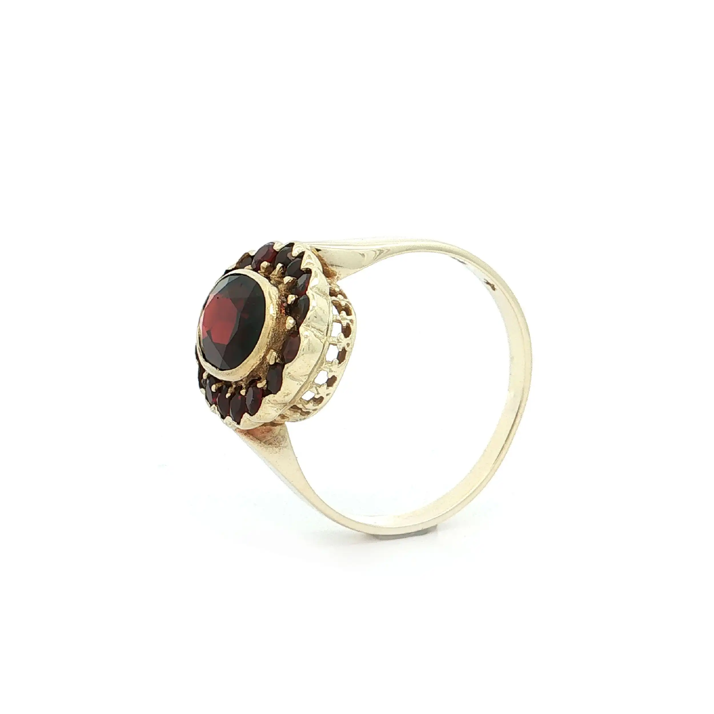 Ring Gelbgold mit Granat
