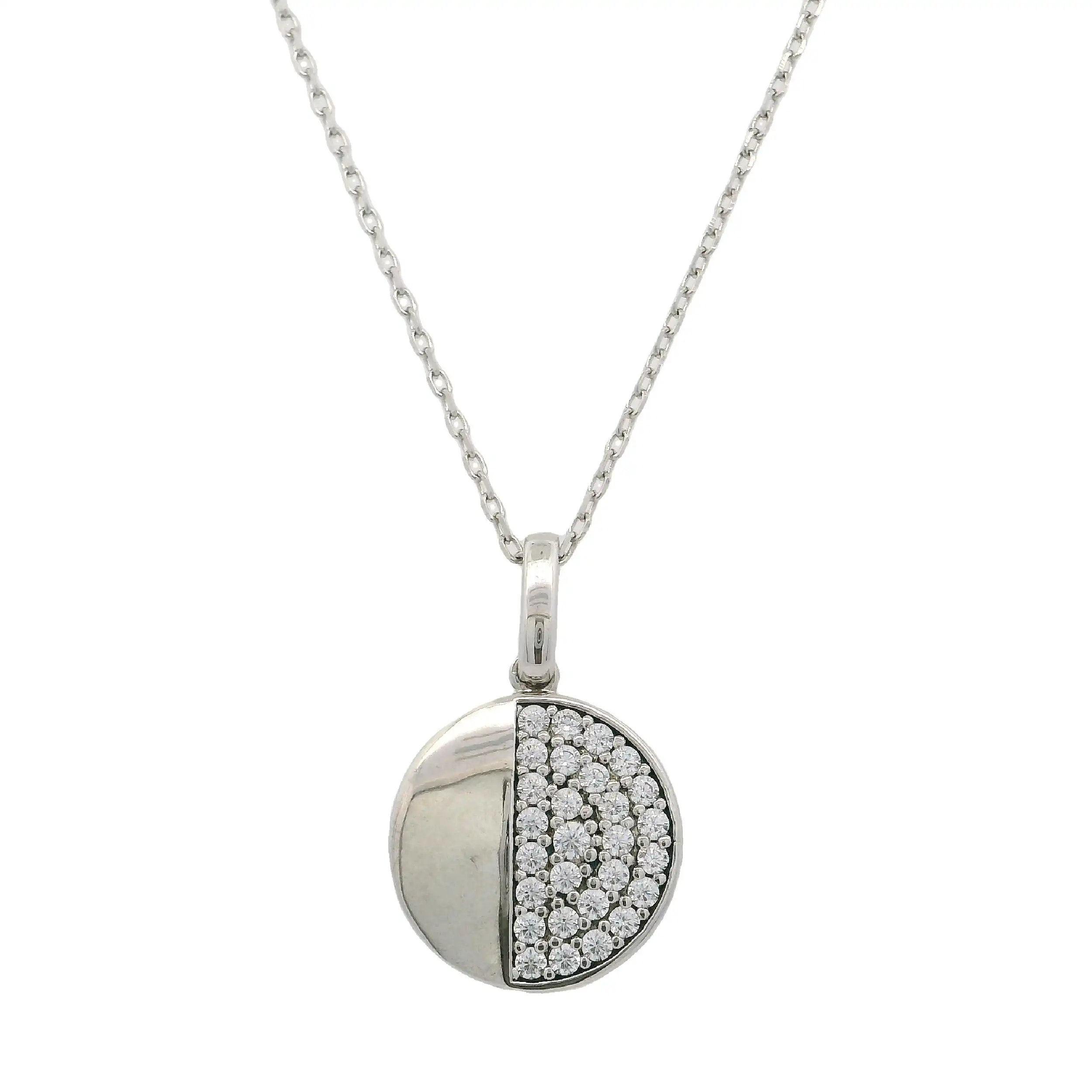 Collier Silber mit rundem Anhänger mit 28 Zirkonia Collier Silber mit rundem Anhänger mit 28 Zirkonia