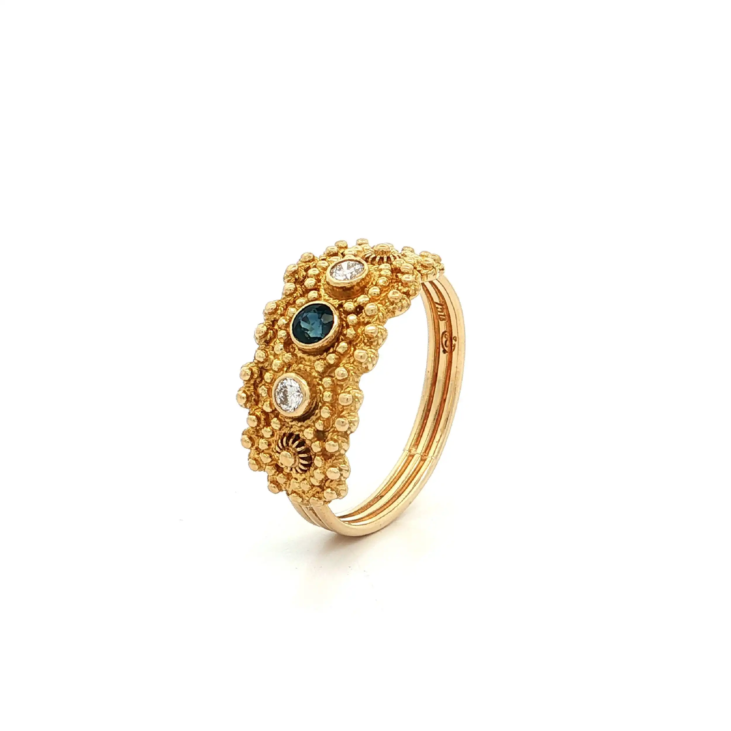 Ring Gelbgold mit Saphir und Brillanten Ring Gelbgold mit Saphir und Brillanten