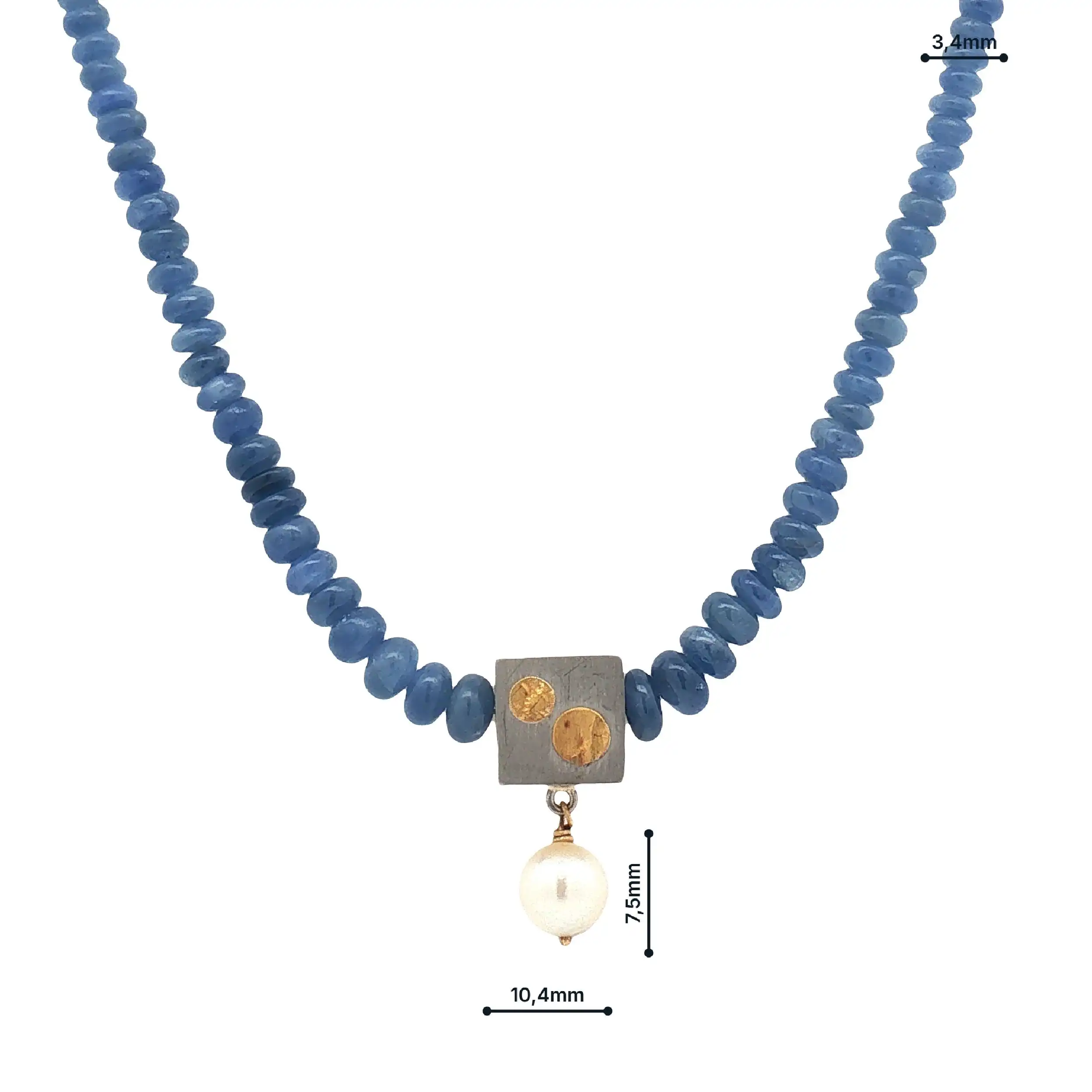 Kette mit Gold, blauen Saphiren und Perle