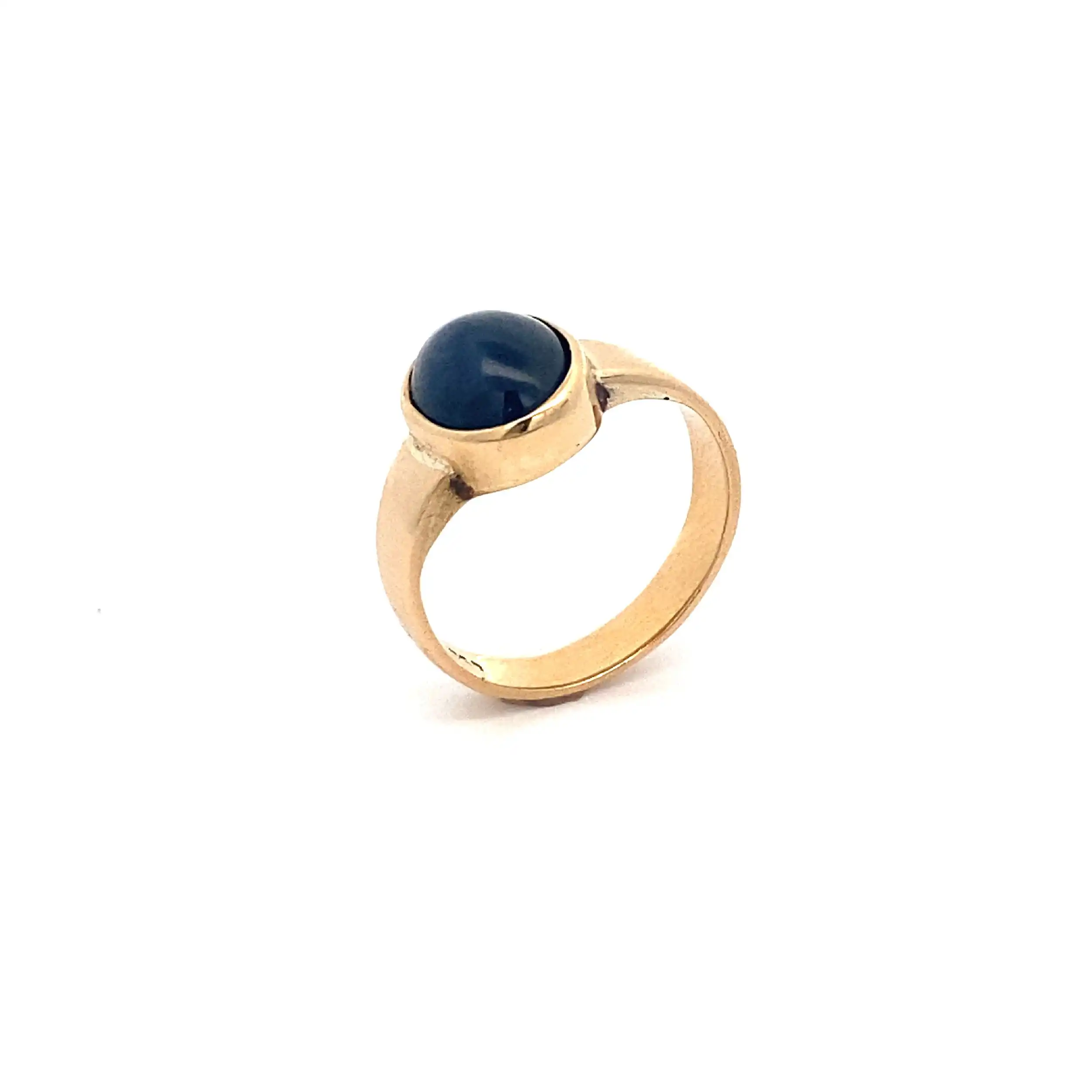 Ring Gelbgold mit Cabochon